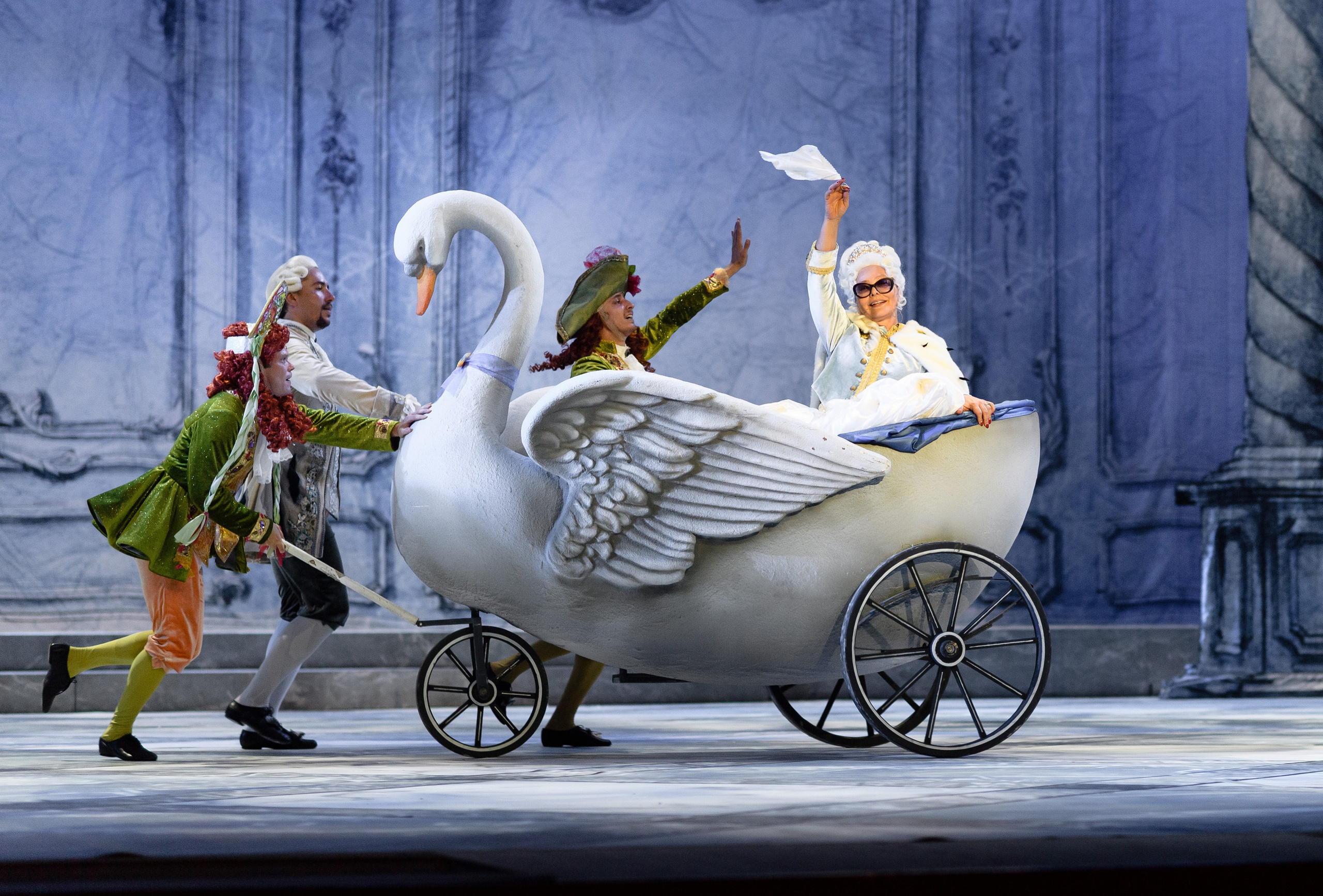 Balley. Moscow Kremlin. Bakcstage. Wedding and Destination photographer Rustam Kalimullin