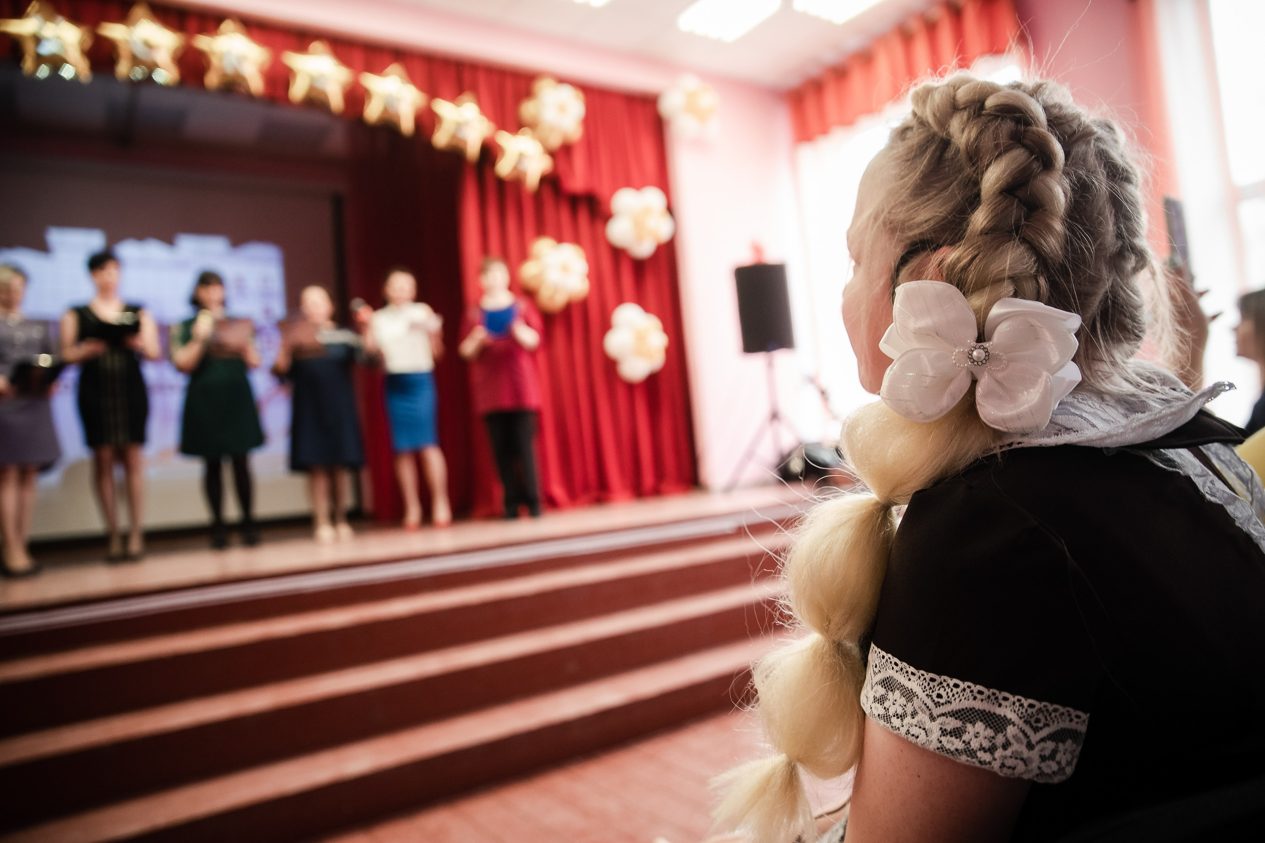Последний звонок — Некрасовская СОШ. Репортажный фотограф Сергей Сажин г. Ярославль