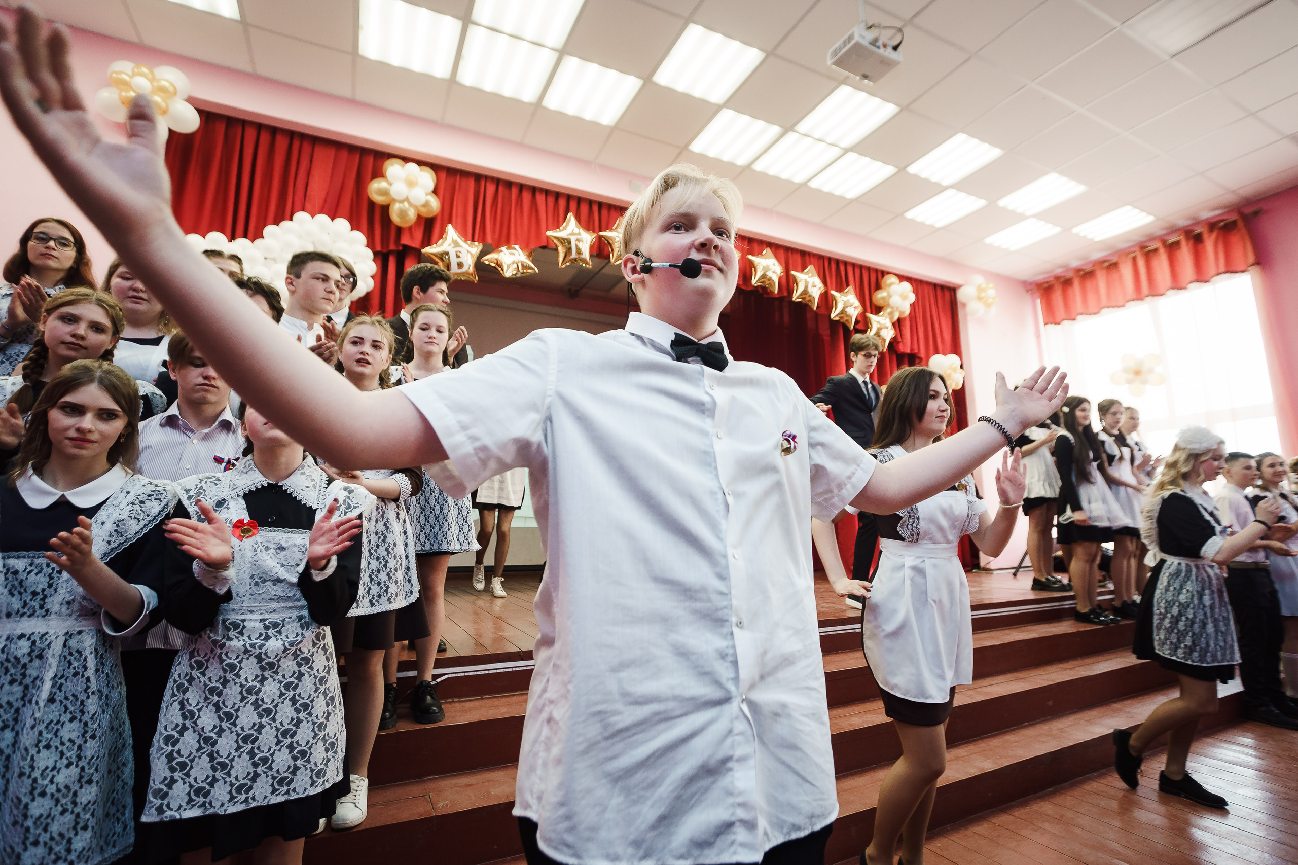 Последний звонок — Некрасовская СОШ. Репортажный фотограф Сергей Сажин г. Ярославль