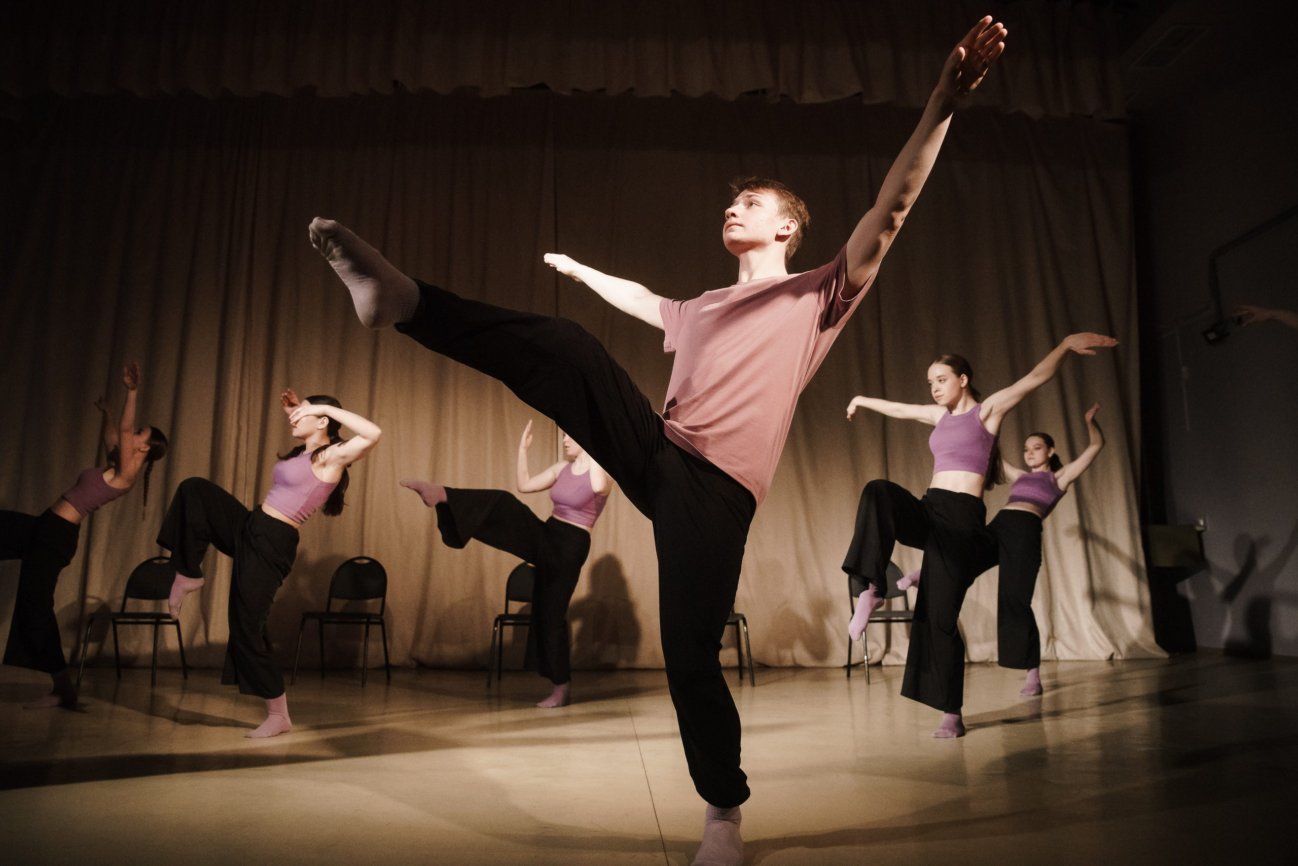 Экзамен по танцам. Репортажный фотограф Сергей Сажин г. Ярославль