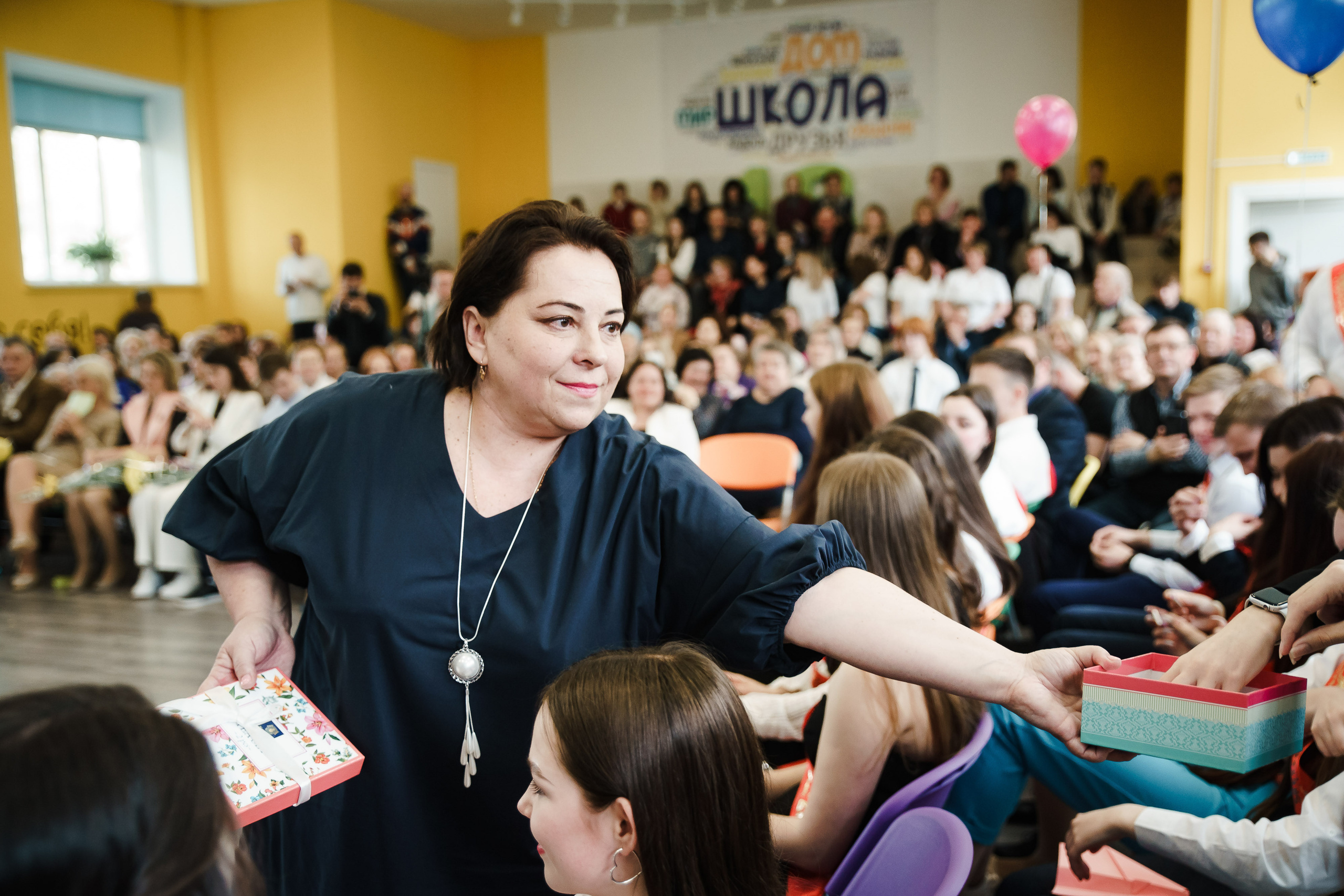 Последний звонок — 18 школа г. Ярославль. Репортажный фотограф Сергей Сажин г. Ярославль