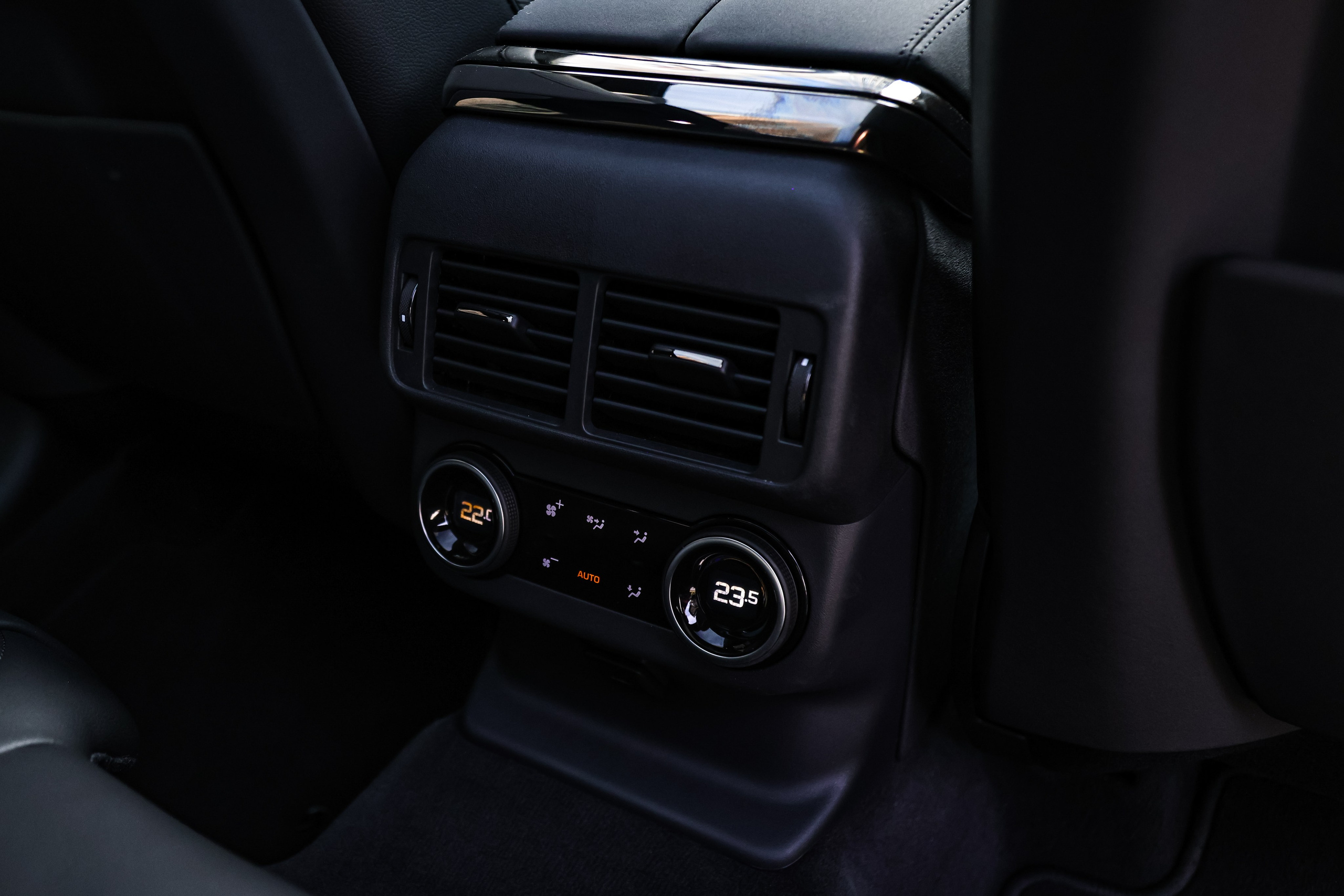 2024 RANGE ROVER VELAR 2.0 AT. Mixturecaptures