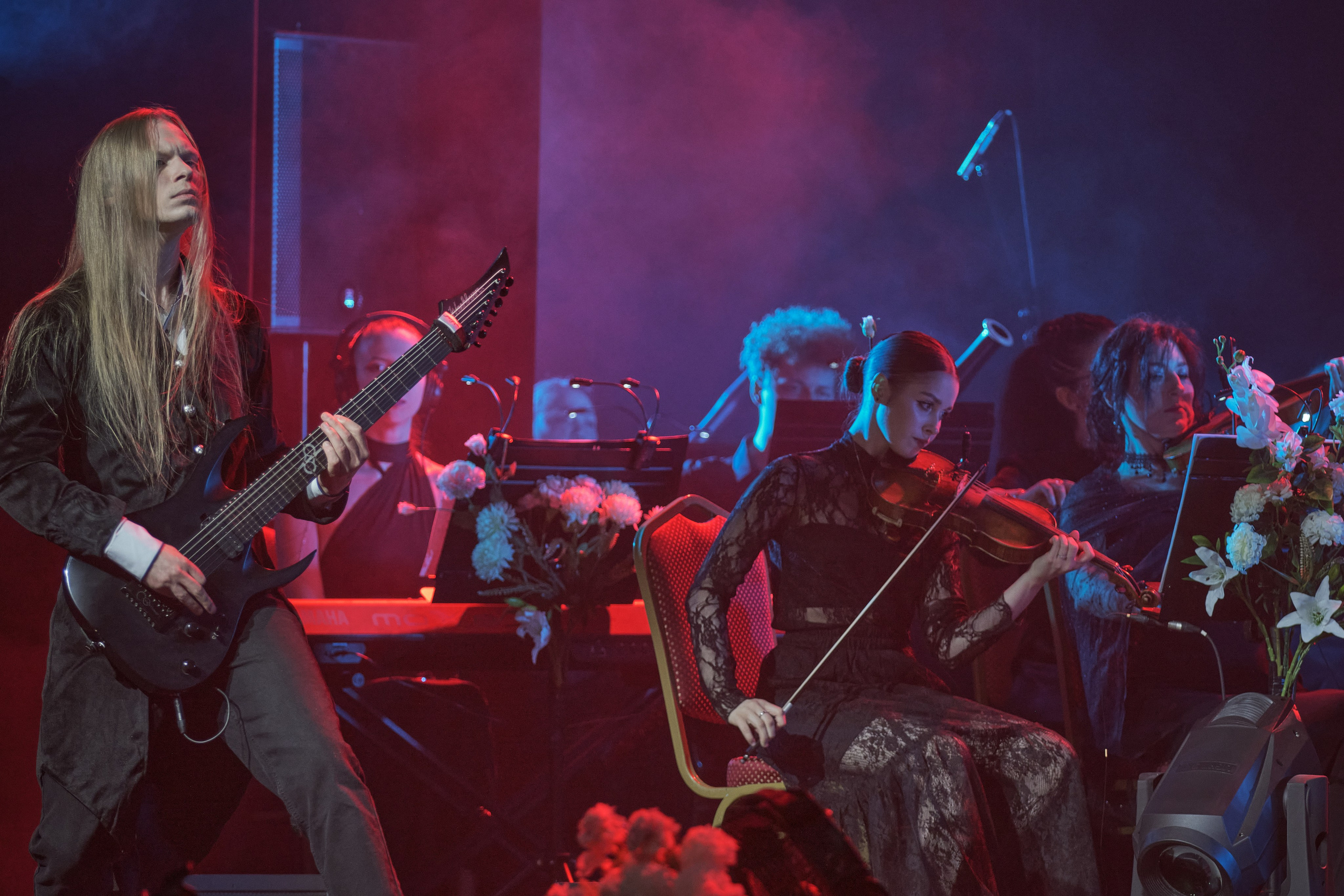 Saphath с симф.оркестром. Фотограф. г. Южно-Сахалинск. Олег Толстов