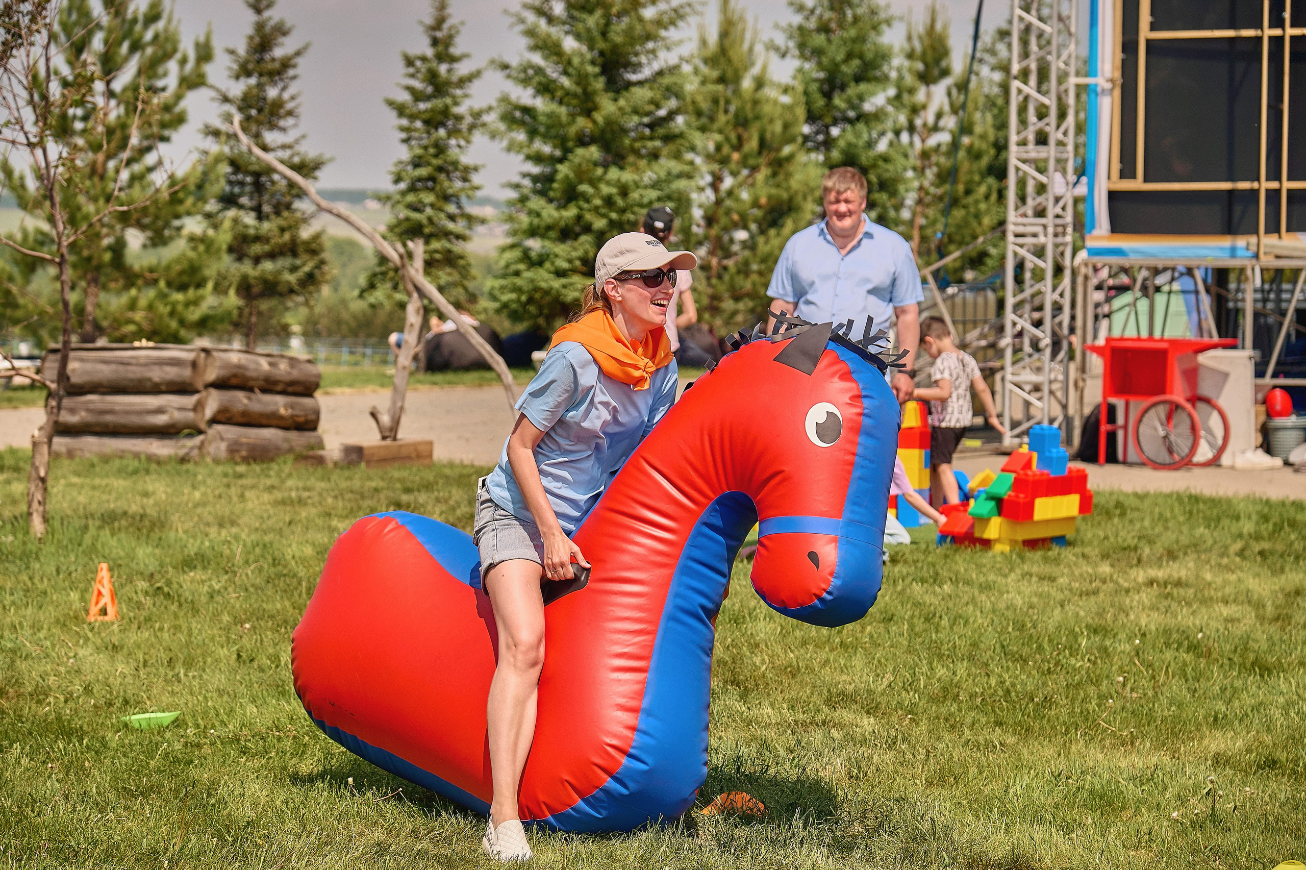 Монолитхолдинг — Емельяновское озеро. Фотограф Яковлев Роман — Красноярск