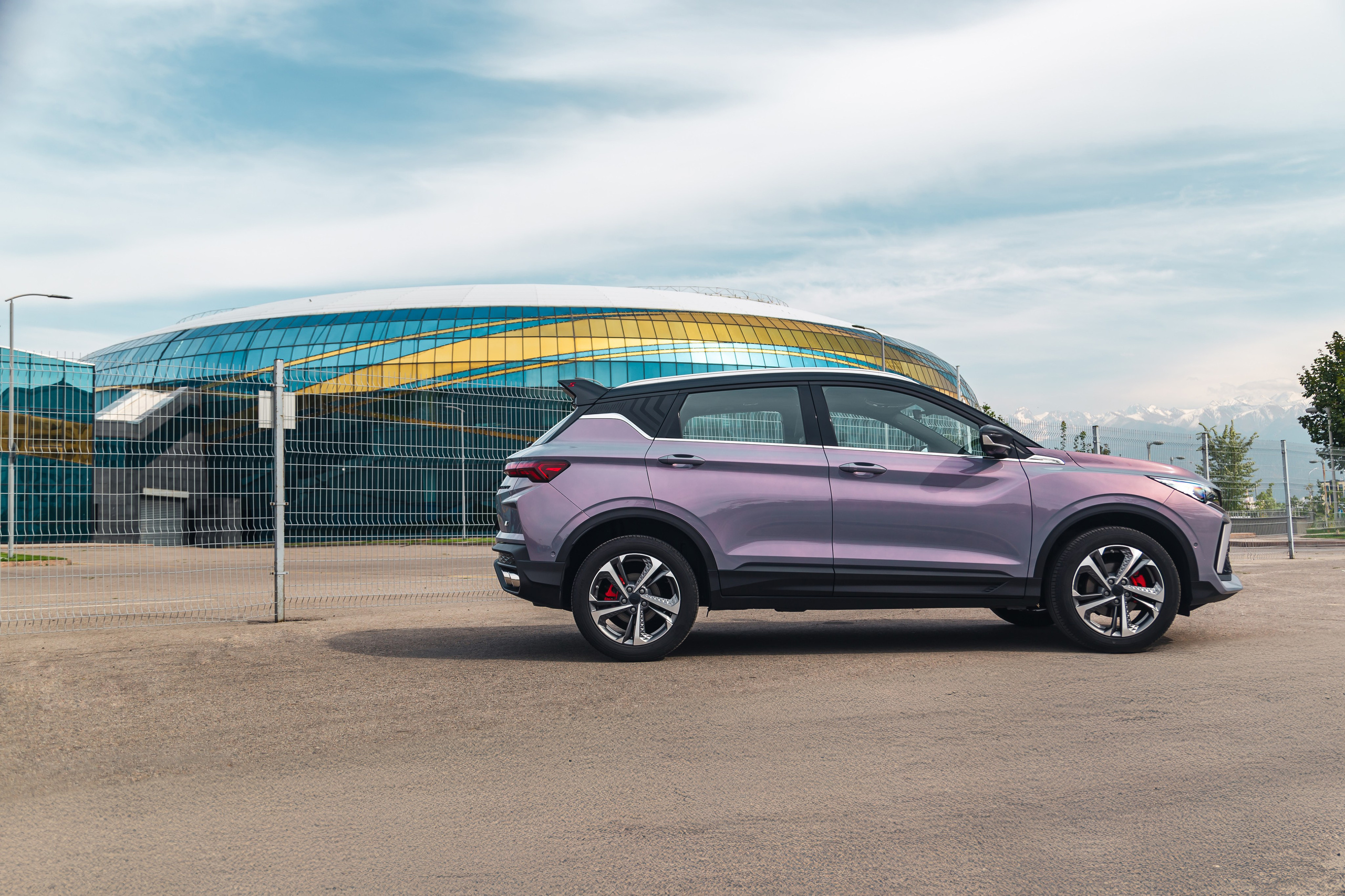 GEELY COOLRAY. Рекламный и портретный фотограф в Алматы — Серекпаев Танирхан