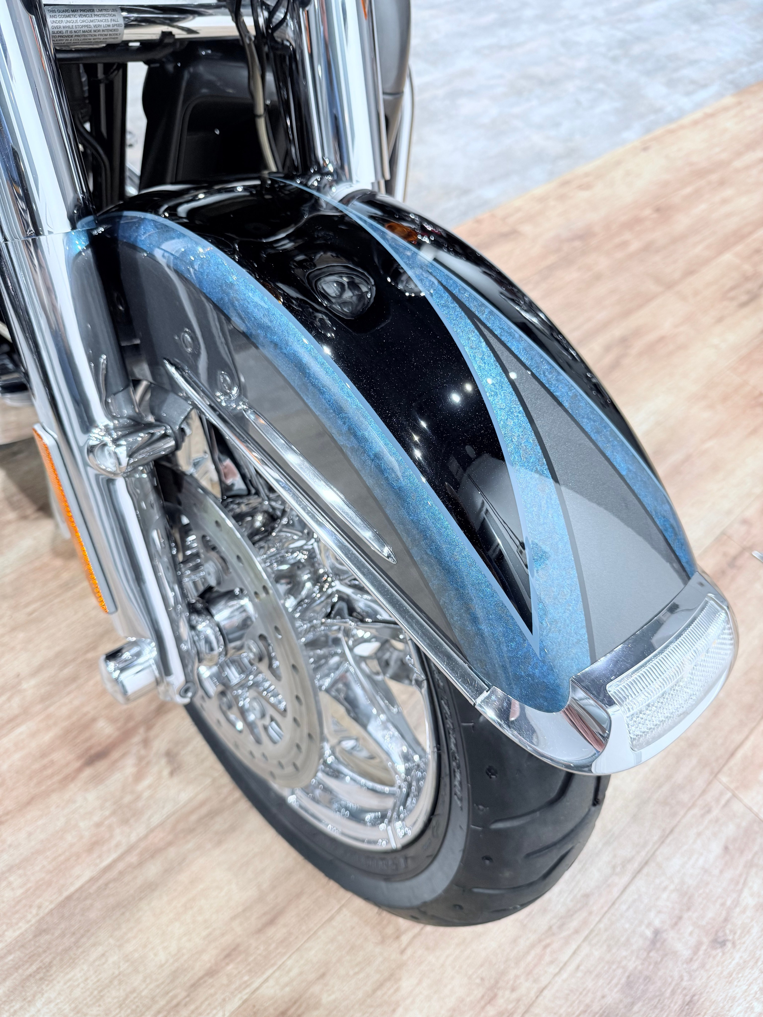 2015 CVO Limited (Carbon Charcoal). Hello Davidson, Москва. Только хорошие мотоциклы…