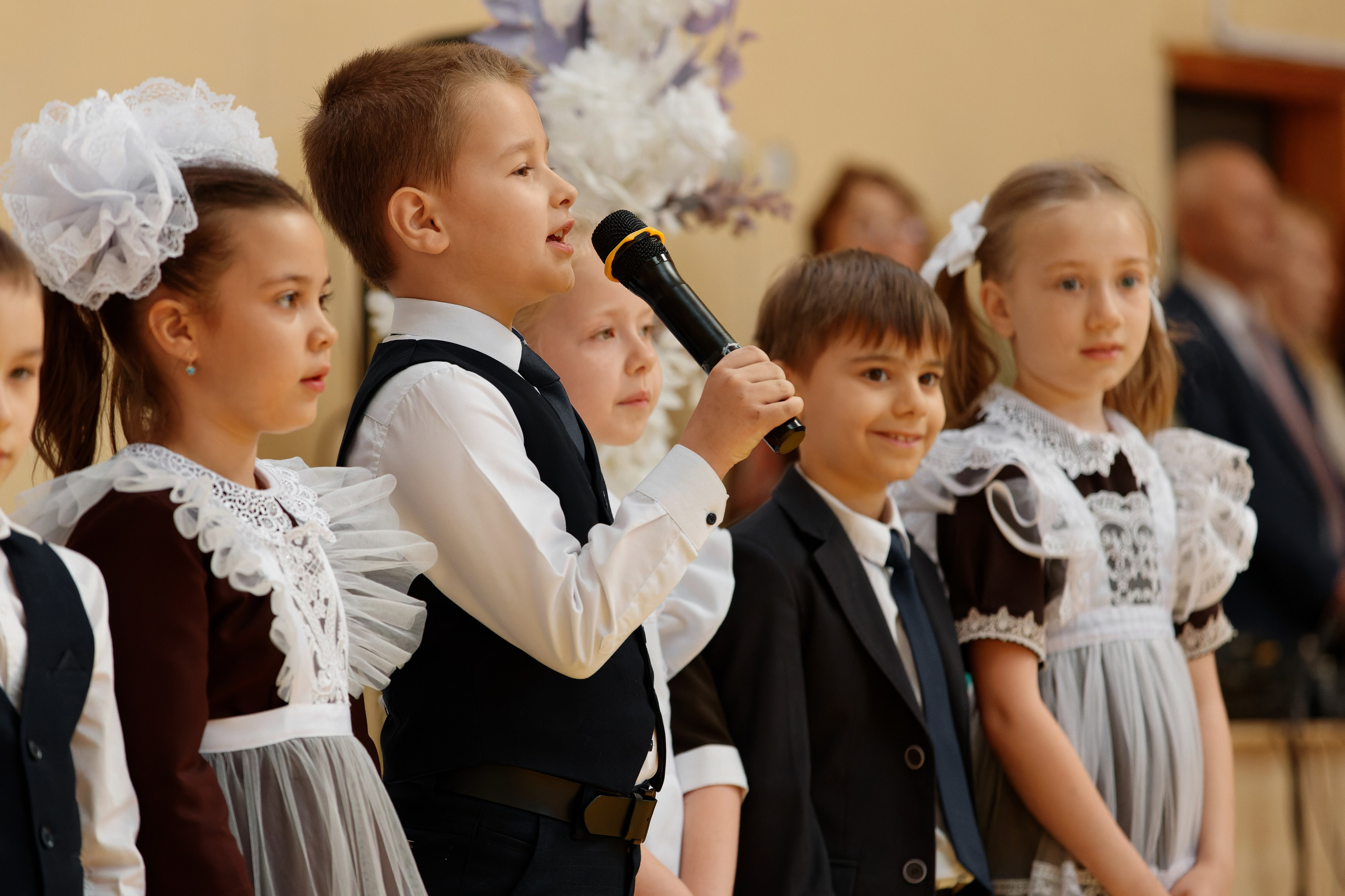 Последний звонок Школа № 42. Семейный фотограф — Макс Белогрудов