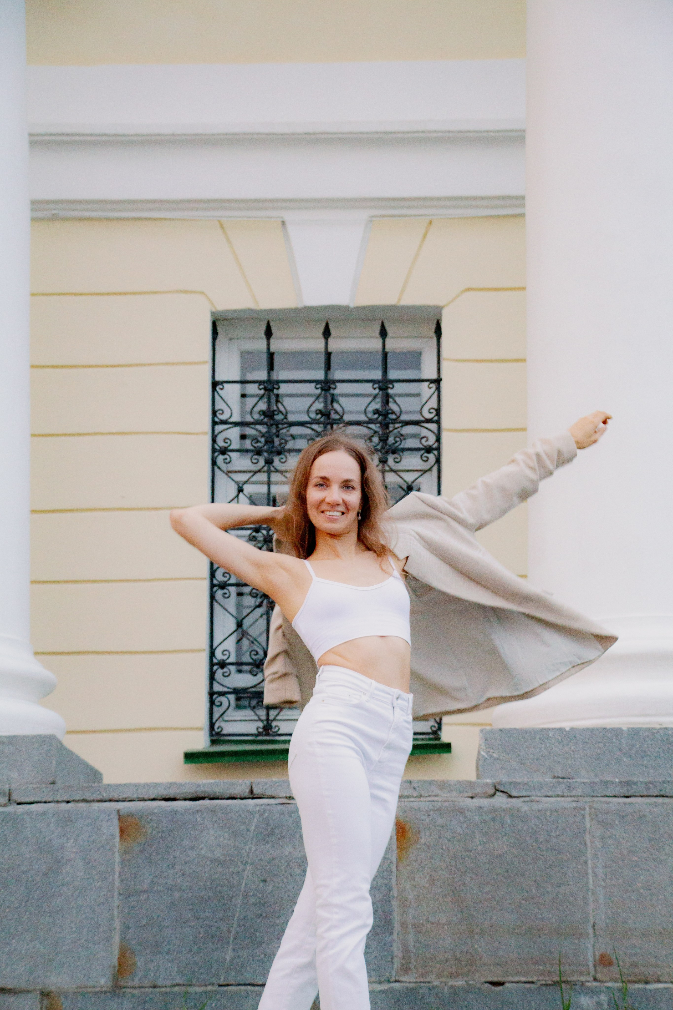 Фотосессия с цветущими яблонями, Екатеринбург. Фотопрогулка. Фотограф в Екатеринбурге Пойгина Елена