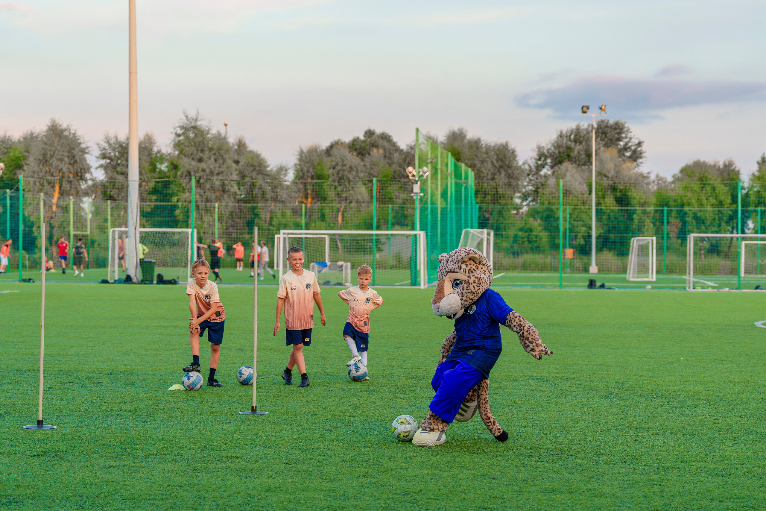 Футбол, тренировки. Фотограф видеограф Геннадий Янбаев в Сочи, Краснодаре