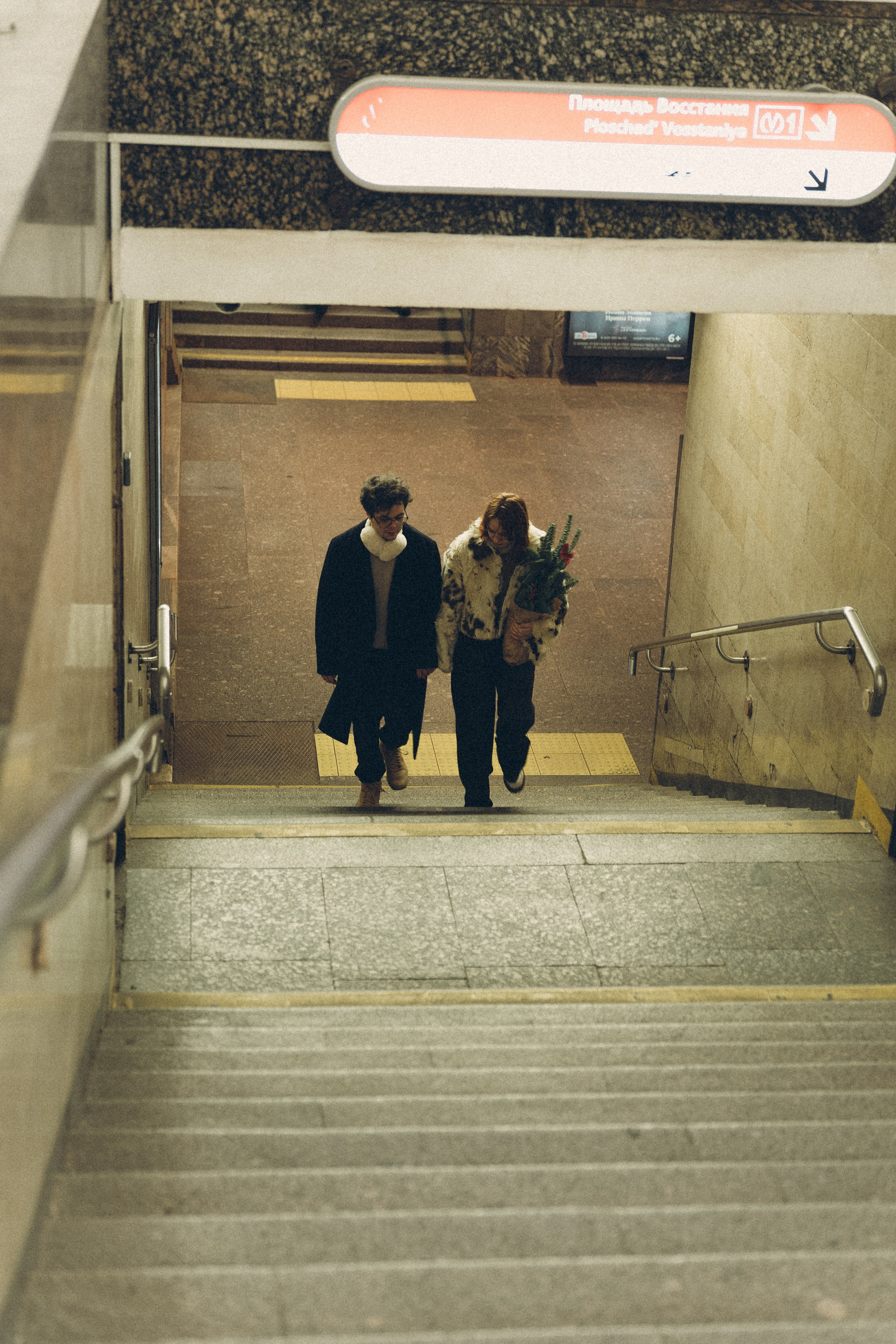 НОВОГОДНЯЯ ФОТОСЕСИИЯ ПАРЫ В МЕТРО ЛЮБОВЬ. Профессиональный фотограф, Санкт-Петербург — Виктория Богомолова