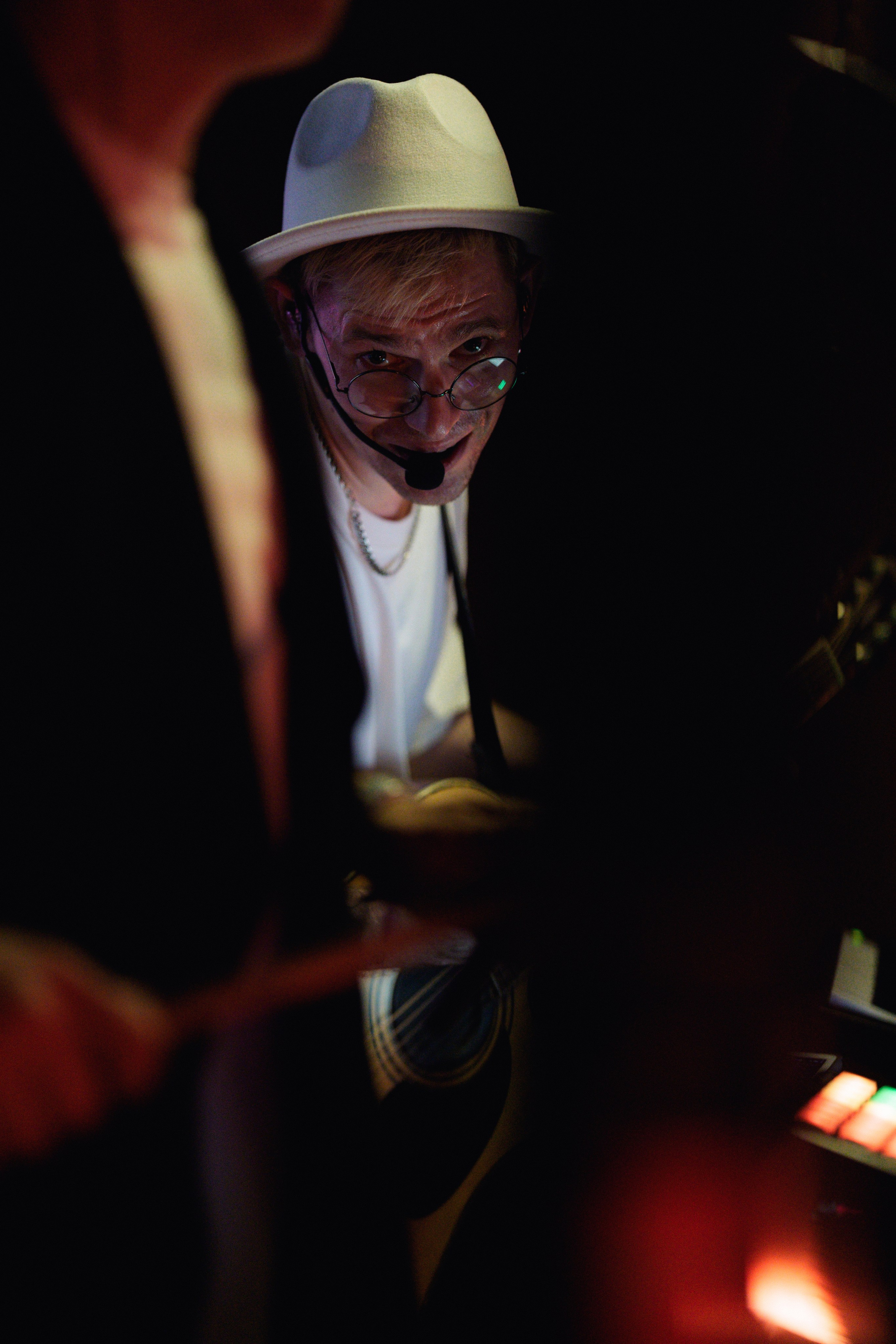 Вошли в ту дверь. Фотограф в Санкт-Петербурге Александр Дымов