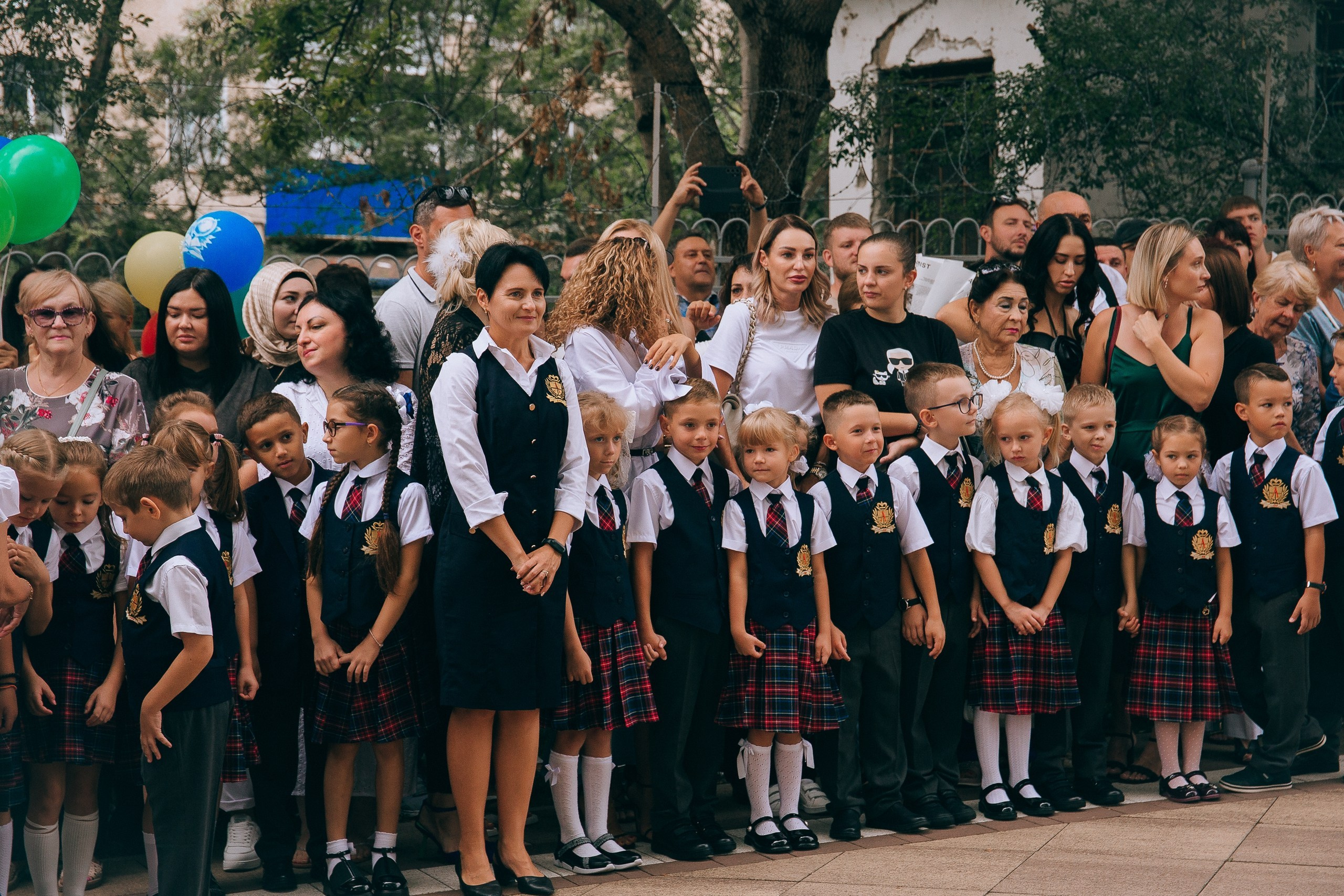 1 класс школа «Личность». Выпускные альбомы Натальи Бутко: Новороссийск, Анапа, Геленджик