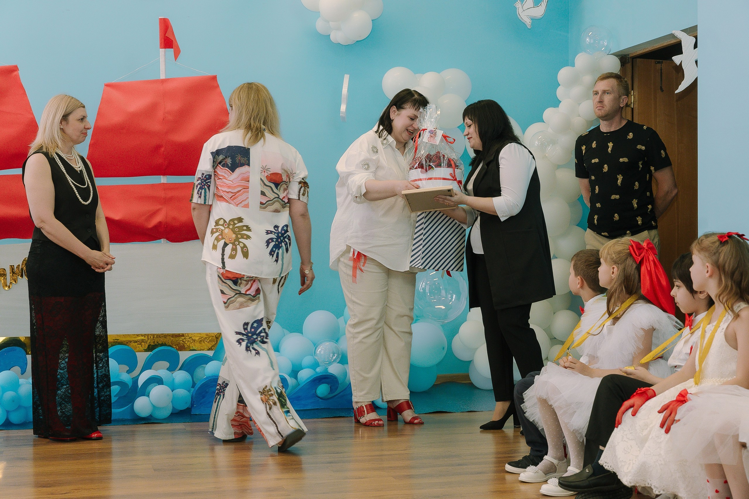 Выпускной 10 ДС. Выпускные альбомы Натальи Бутко: Новороссийск, Анапа, Геленджик