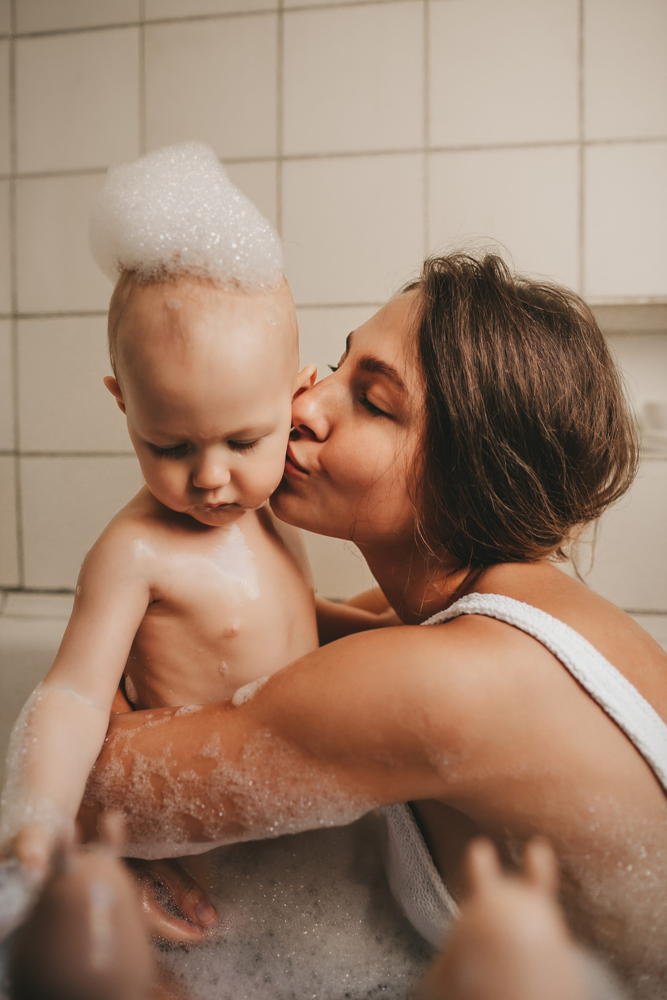 Стас, Даша и Ева (купание в ванной). Семейный и детский фотограф и видеограф в Москве, Дрокина Наталья