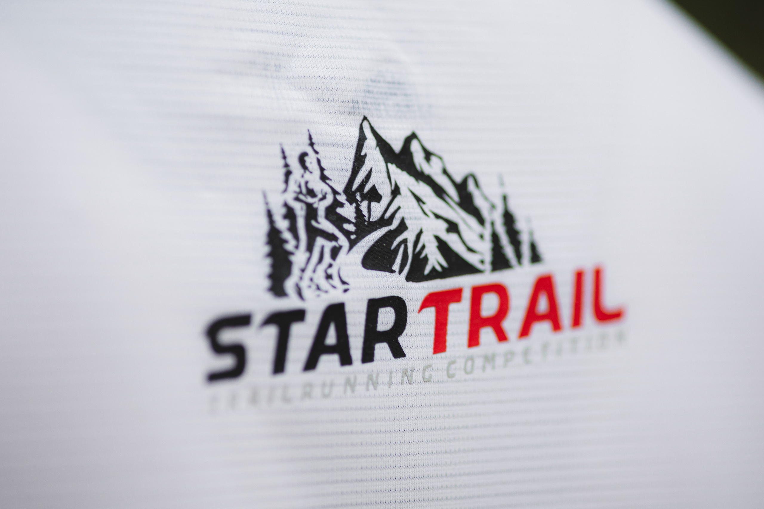 Съёмка лукбука для беговой футболки. Фотограф в Санкт-Петербурге и Москве Наталья Милли