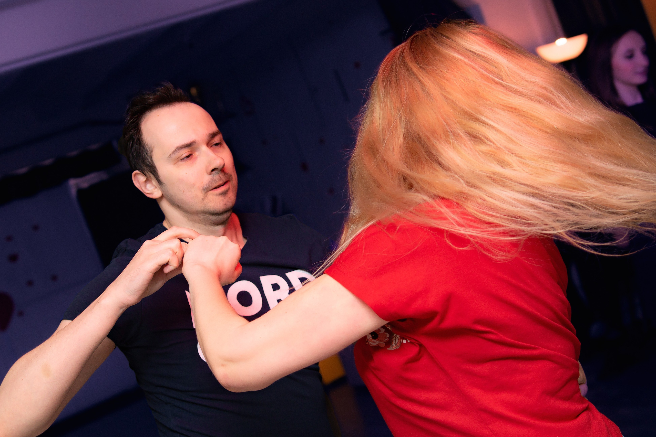 Вечеринка в школе танцев Dance cafe