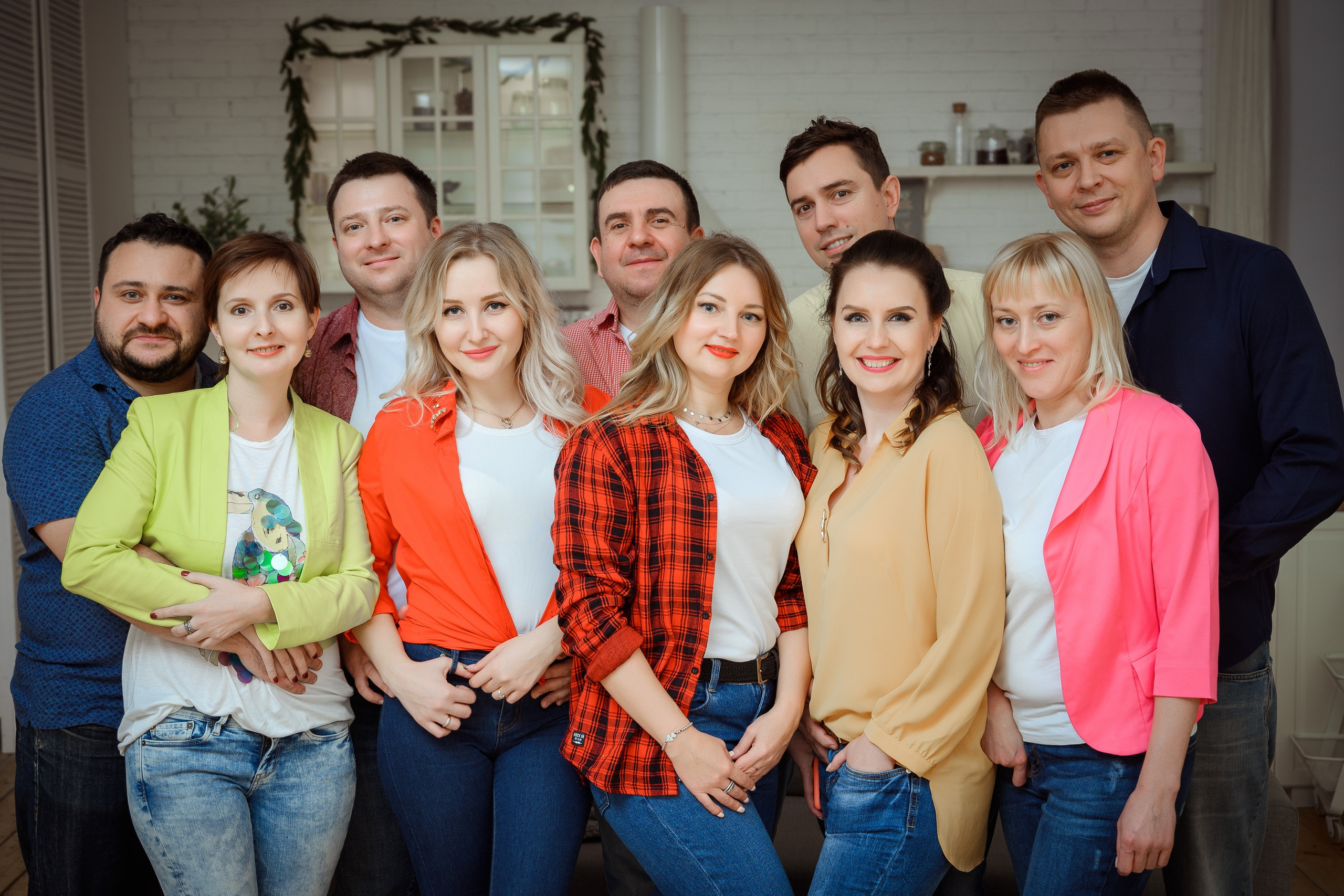групповой портрет на фотосессии в студии 