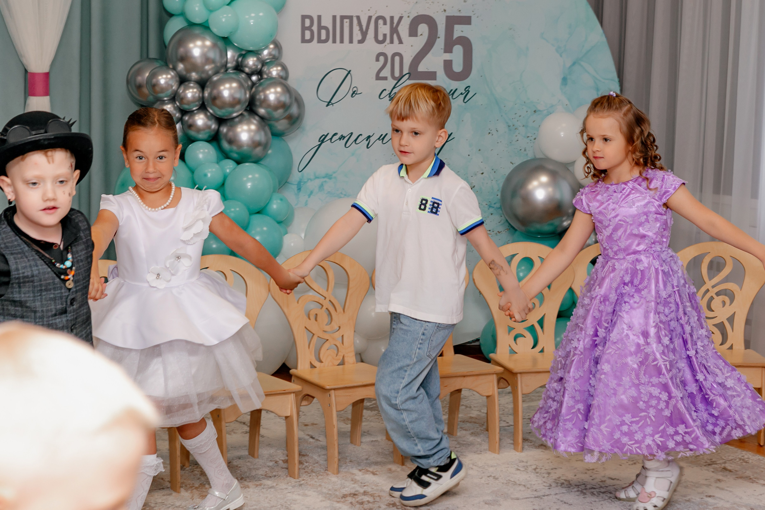 ВЫПУСКНОЙ ДЕТСКИЙ САД. Контент фотограф, съемка для маркетплейсов, фуд съемка и репортажи в Новосибирске Ралия Галеева