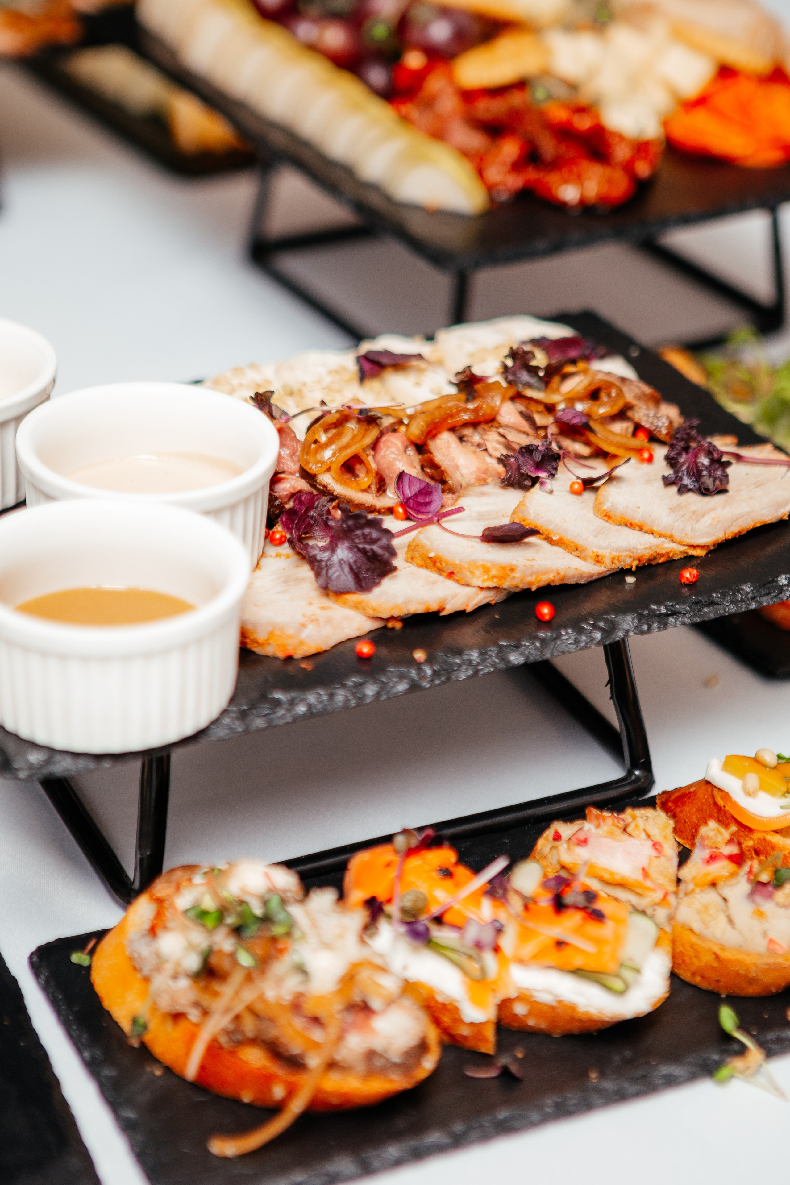 Юбилей стоматологии. Контент фотограф, съемка для маркетплейсов, фуд съемка и репортажи в Новосибирске Ралия Галеева