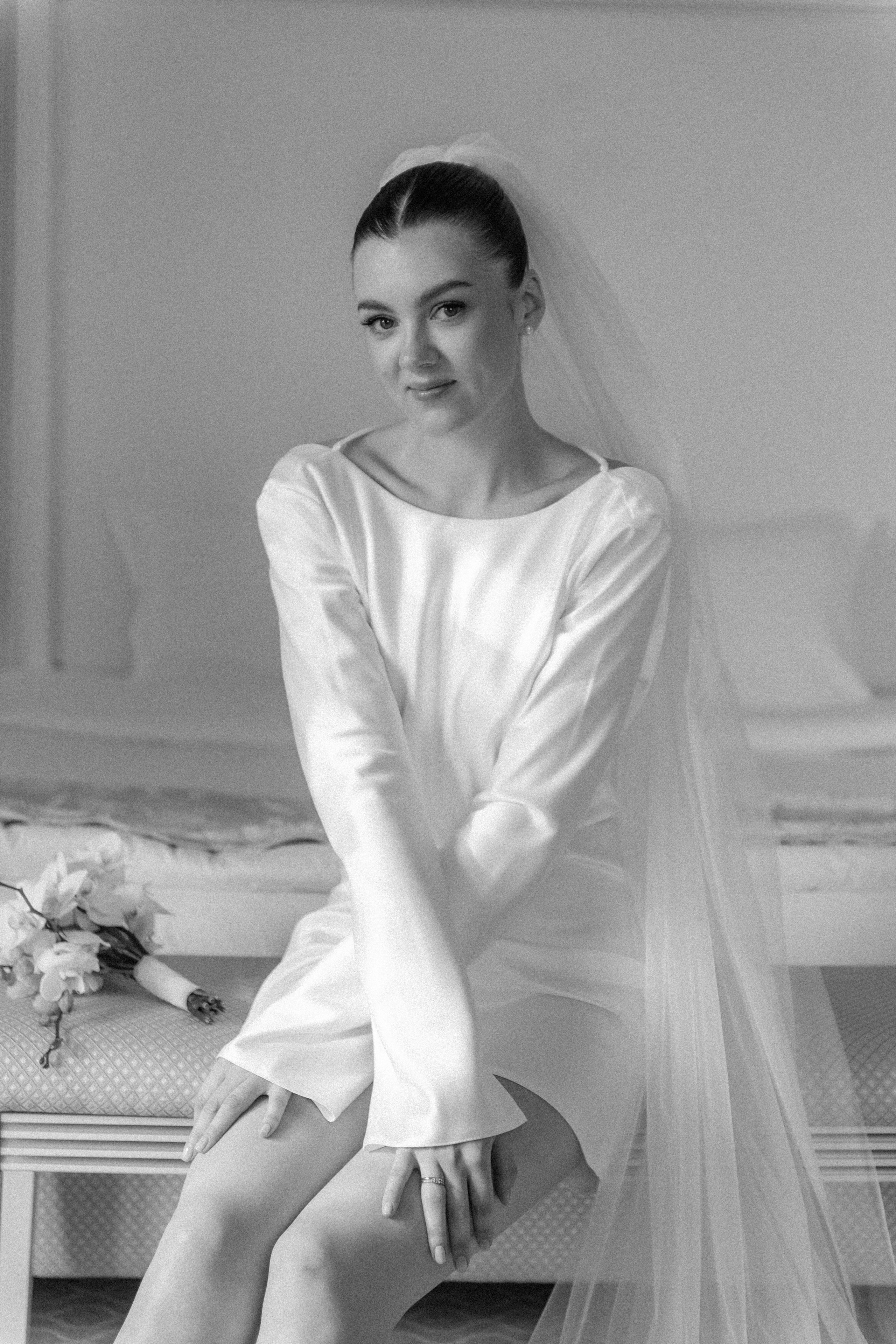 Wedding day in VERSAL PARK. Wedding PHOTOGRAPHER Andrew Vnukov