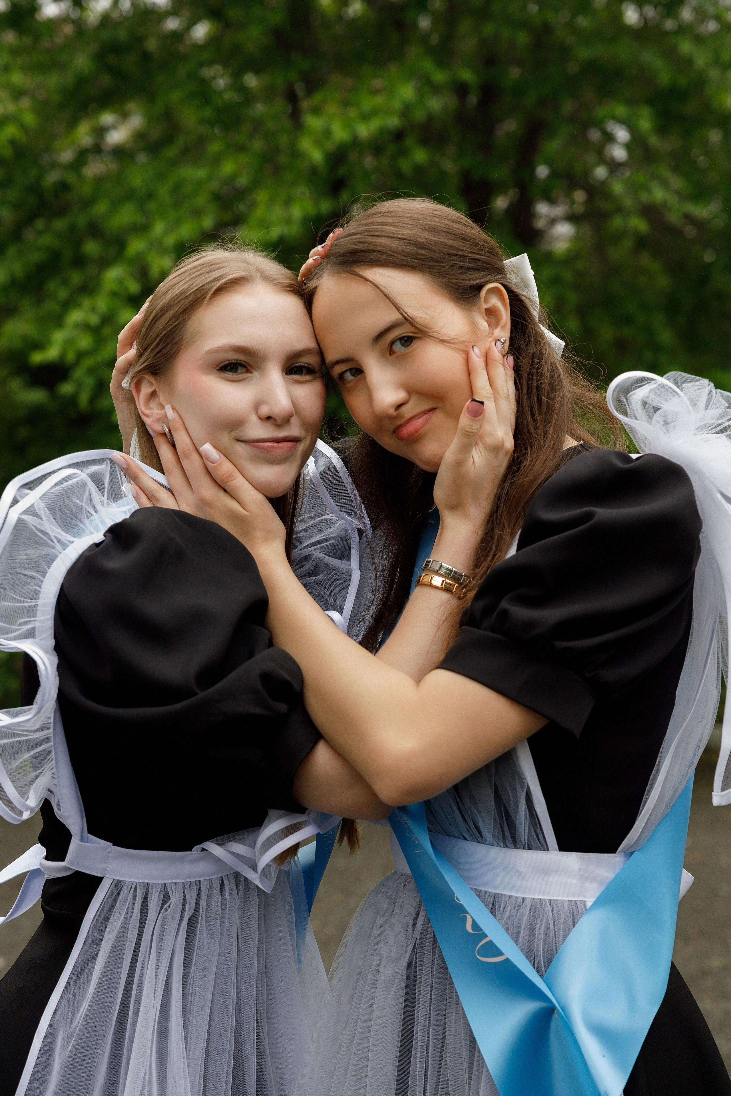 Последний звонок Гимназия Артем. Photoalbum-vl.ru