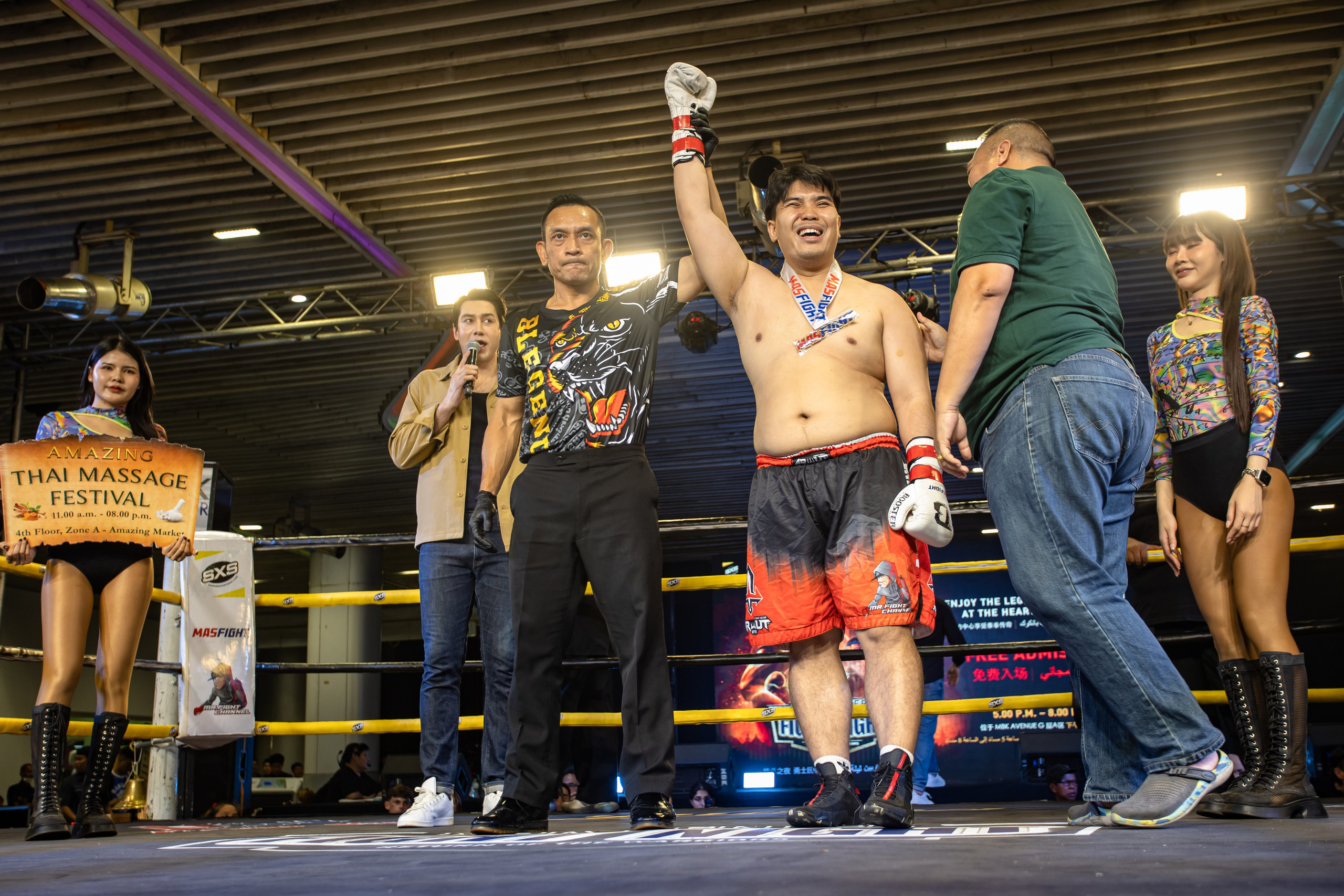 MBK Center Fight Night. Фотограф Сонкина Татьяна