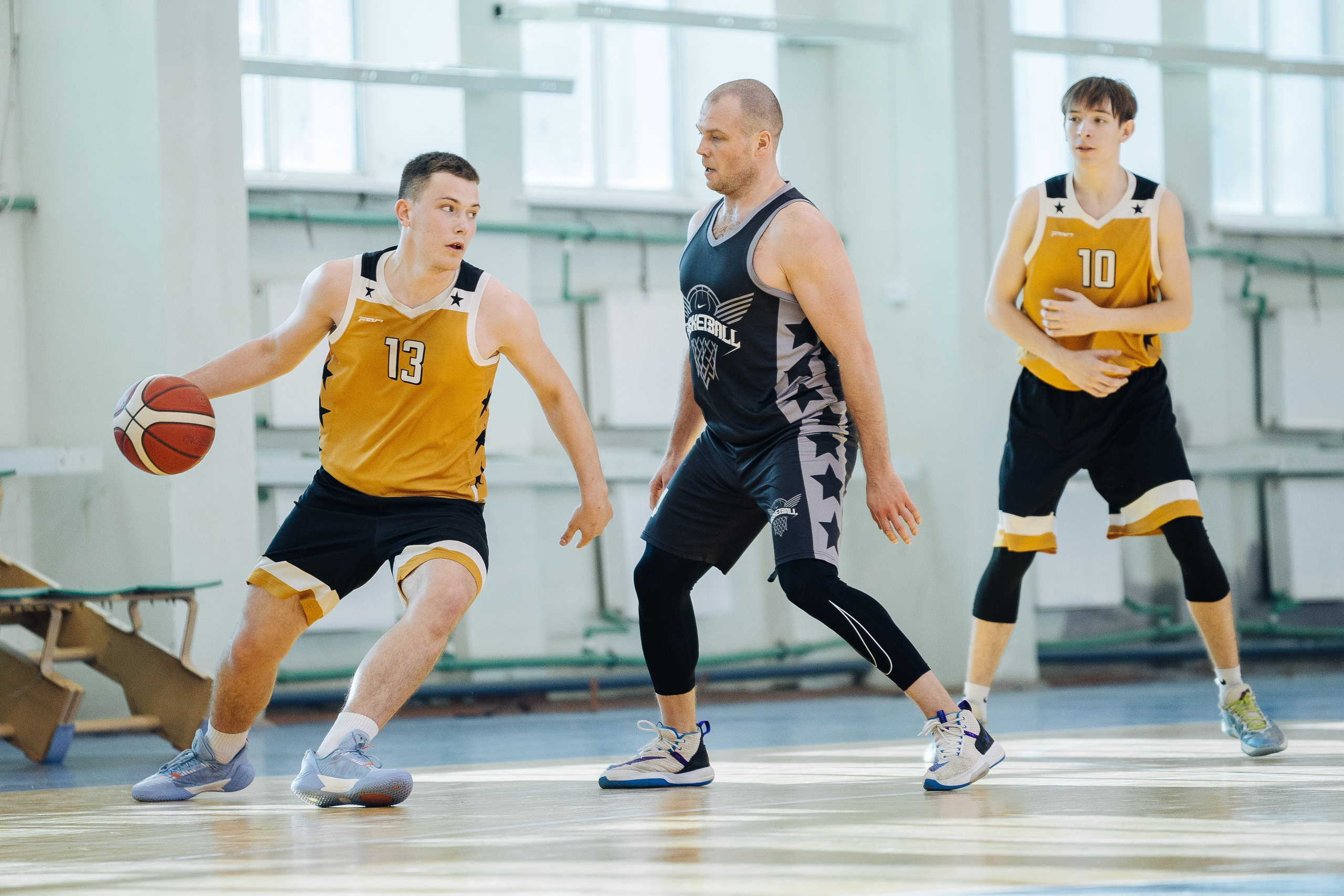 Любительский Чемпионат Магнитогорска по баскетболу // 09.02.25. Денис Прохоров Фотограф в г. Магнитогорск