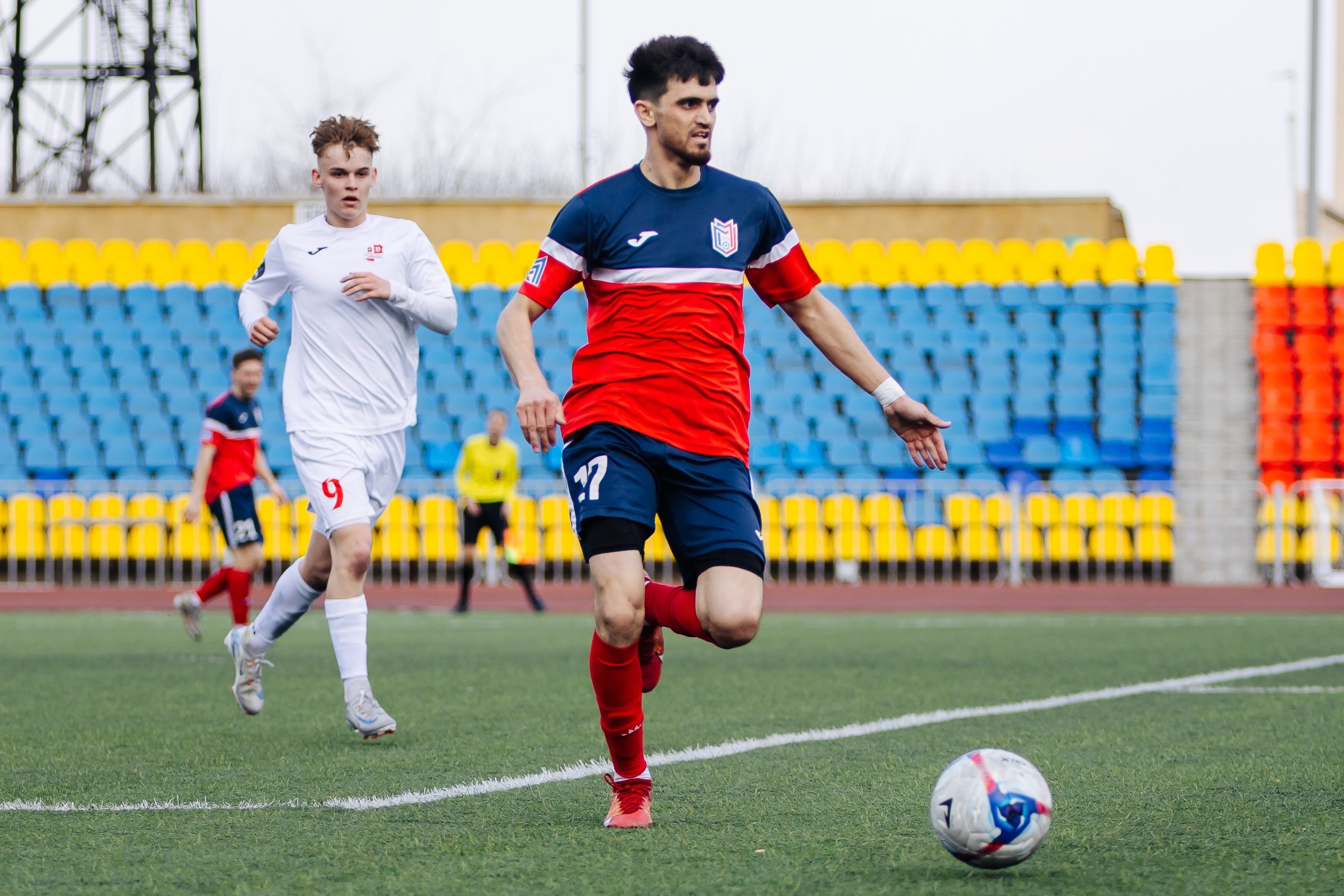 ФК «Металлург-Магнитогорск» vs ФК «ОСШ-Челябинск-М» // 05.04.25. Денис Прохоров Фотограф в г. Магнитогорск