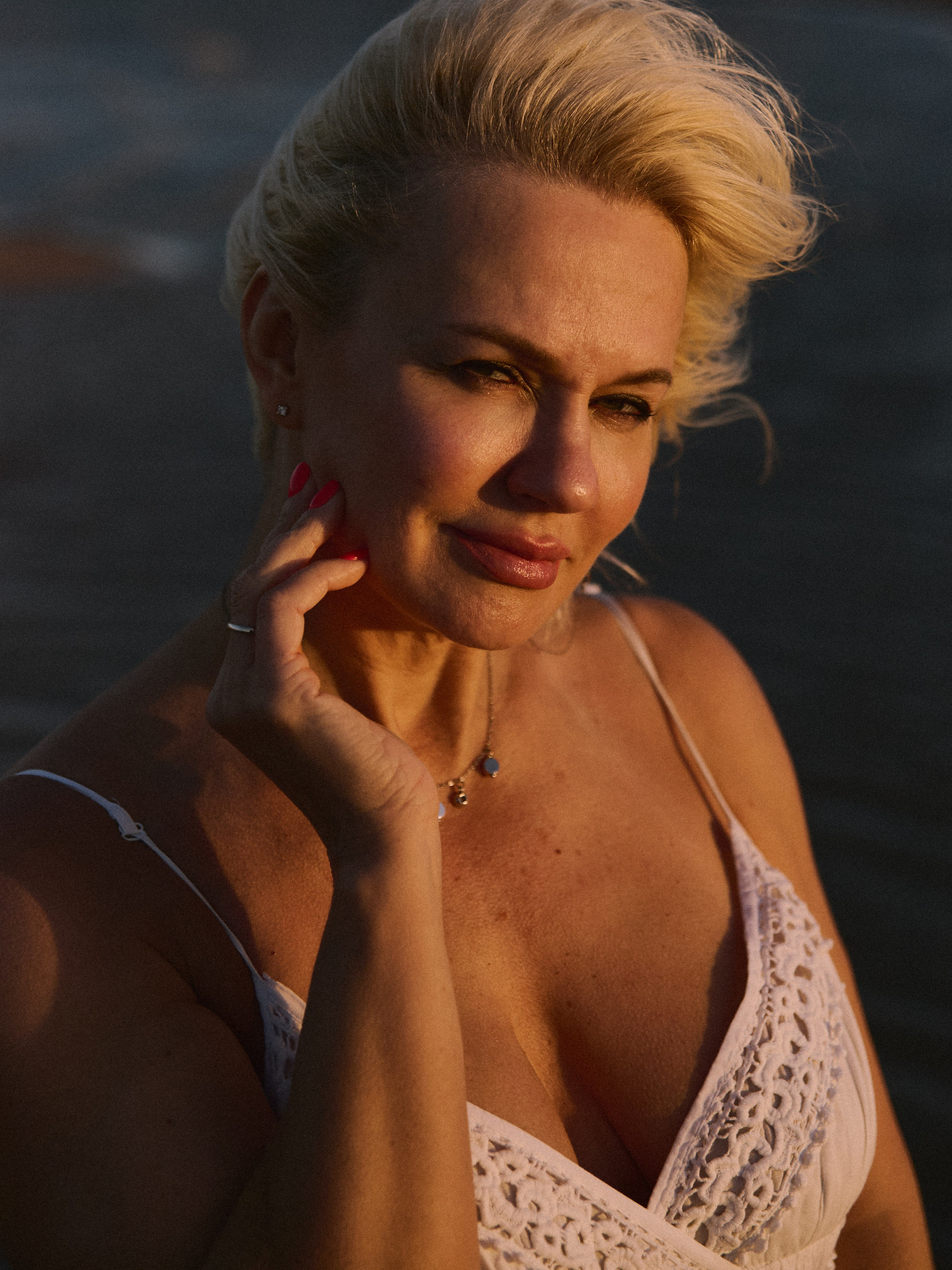 Позы для индивидуальной съёмки. Jorgis Talè — photographer, kind person, teacher of arts and other mag