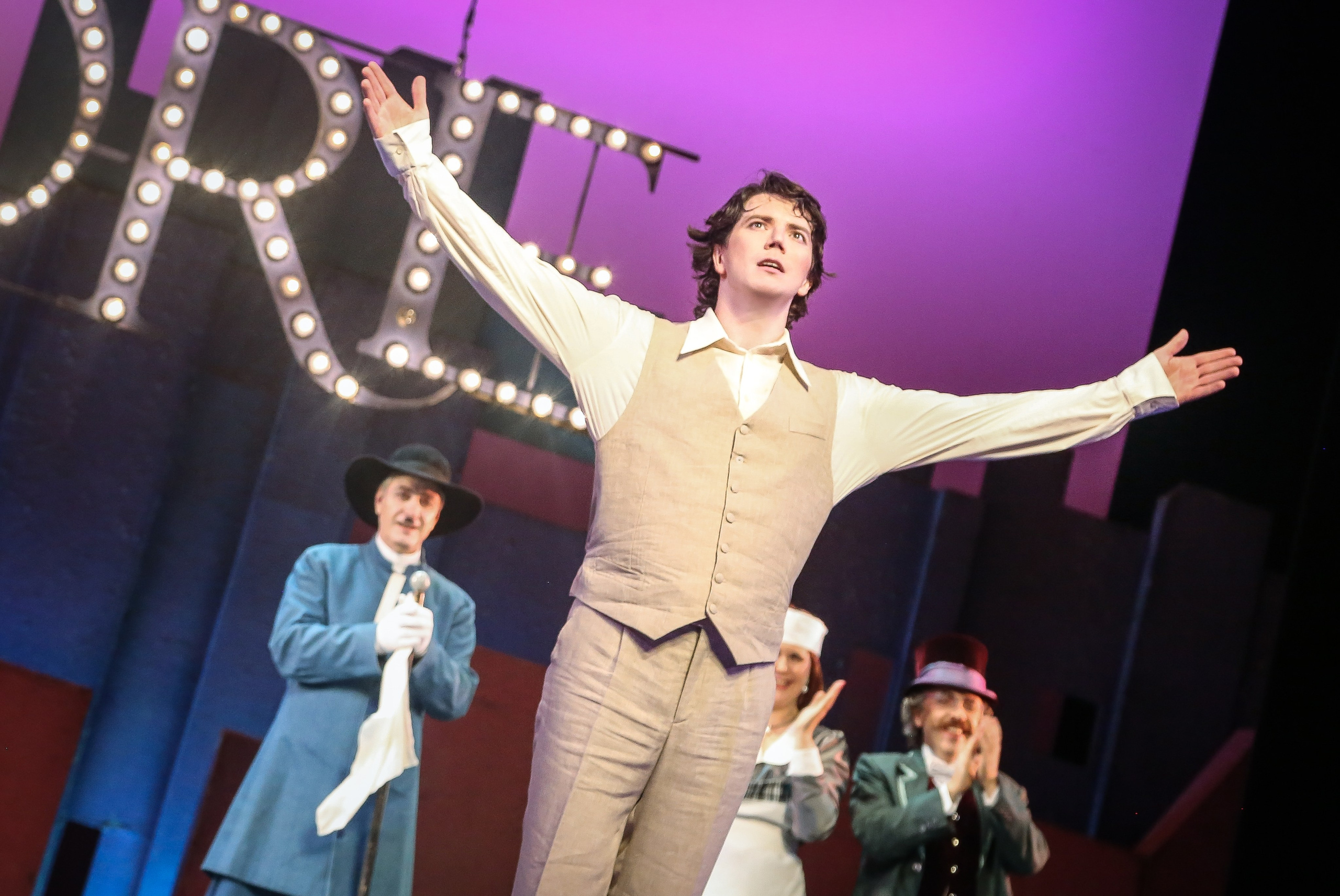 «Севильский цирюльник» (2016 год). Дарья Письменюк / Darya Leitstern — фотограф, музыкант, журналист, путешественник