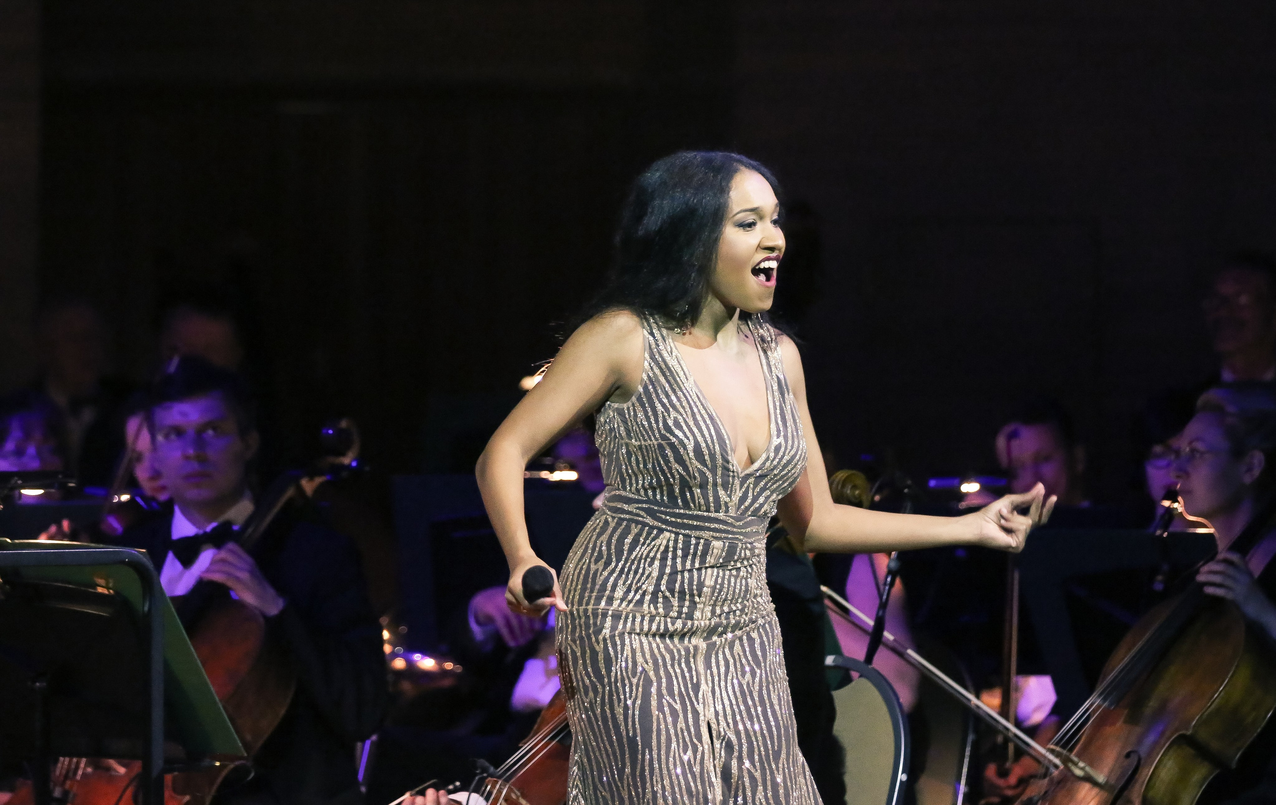 Концерт с Мари Карне и Оркестром кинематографии. Дарья Письменюк / Darya Leitstern — фотограф, музыкант, журналист, путешественник