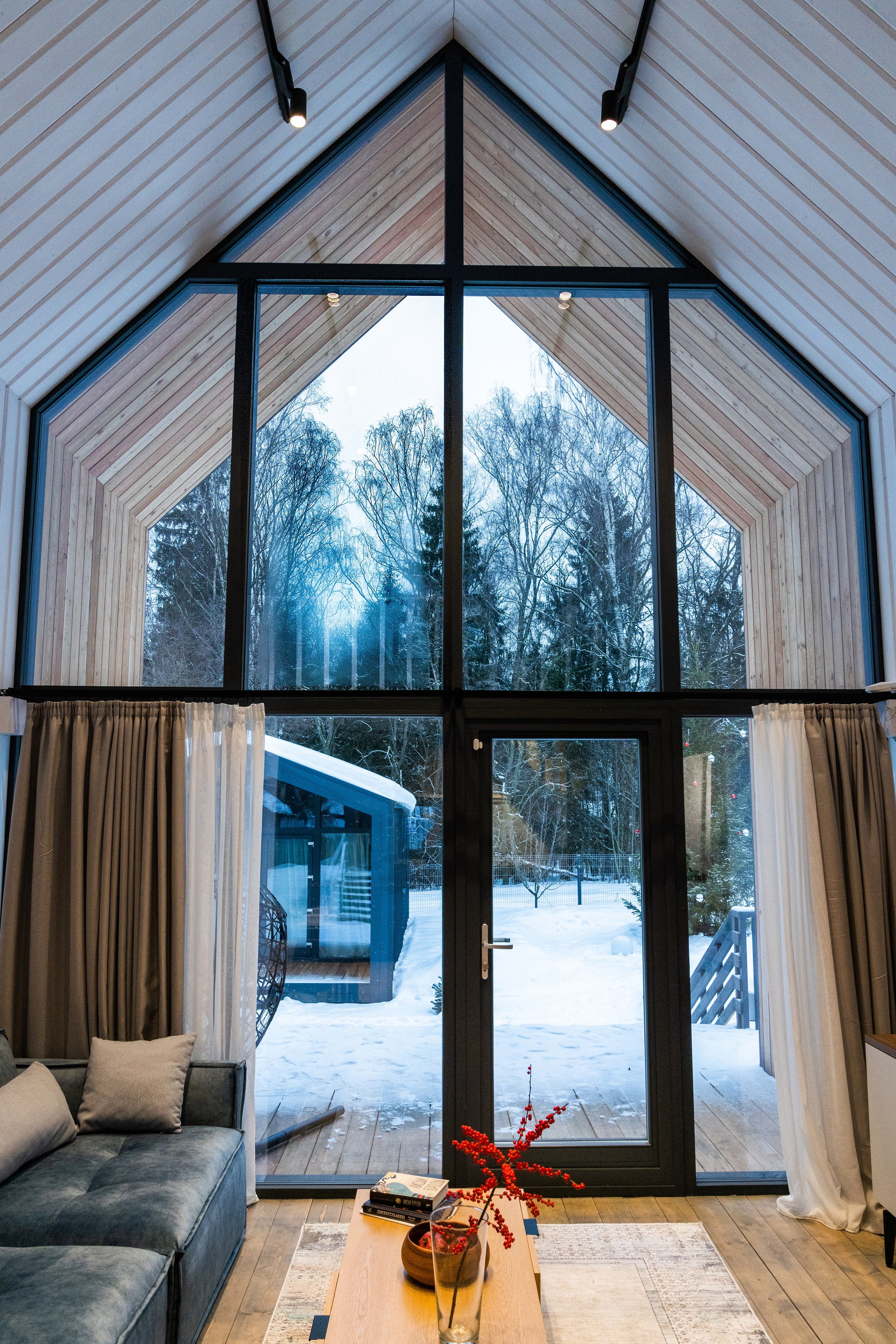 Коттедж Истра. Главная