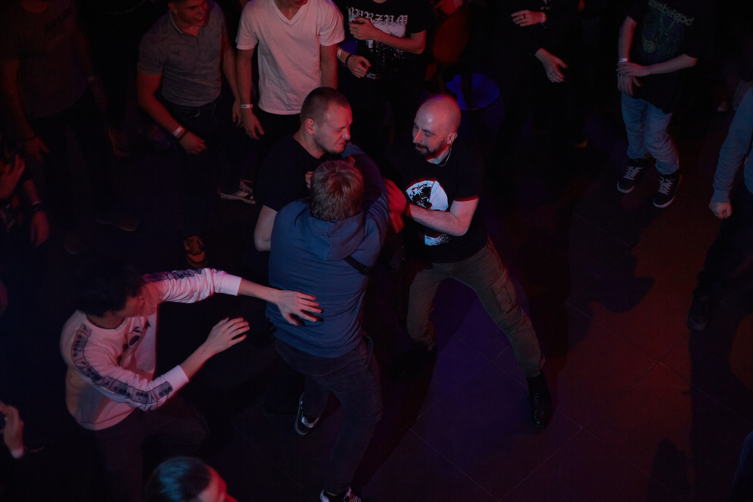 2023-11-03. Abysslooker