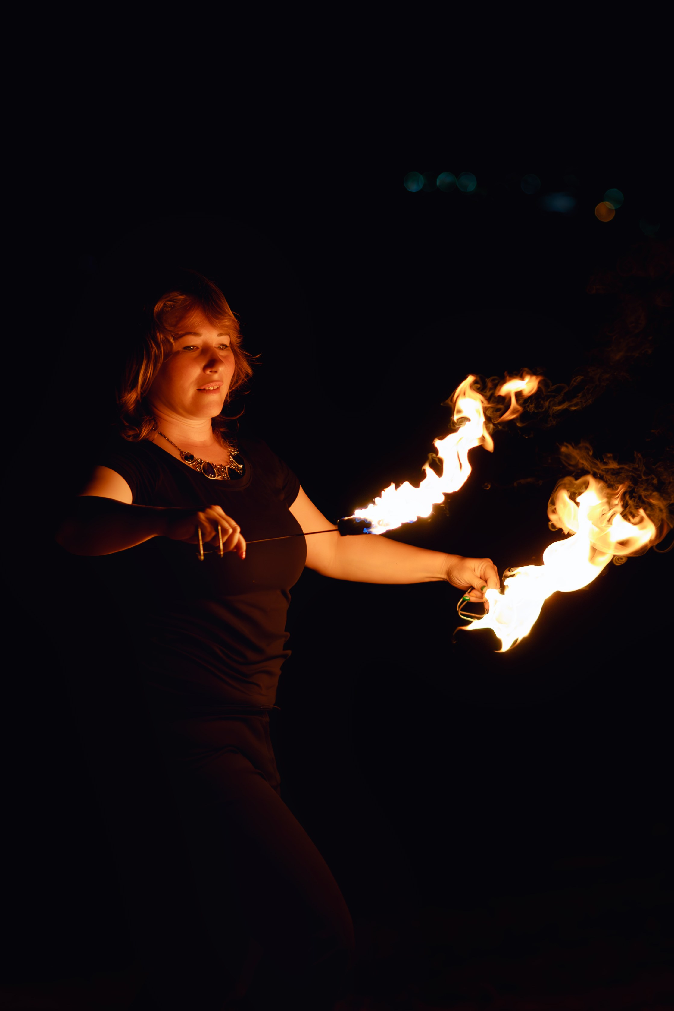 Творческие фотосессии с огнём. Портретный фотограф Александр Журов в Кинеле, Самаре и Самарской области