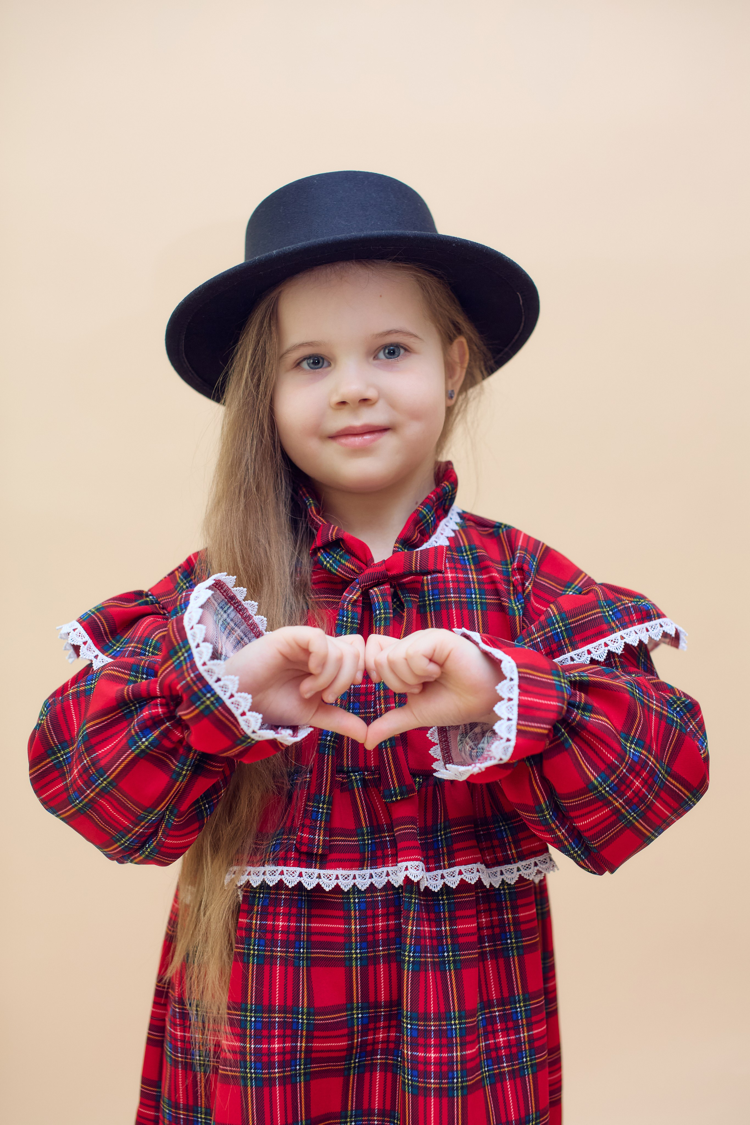 Школьные (садичные) фотосессии и выпускные альбомы. Семейный и художественный фотограф в Тюмени Юлия Логинова