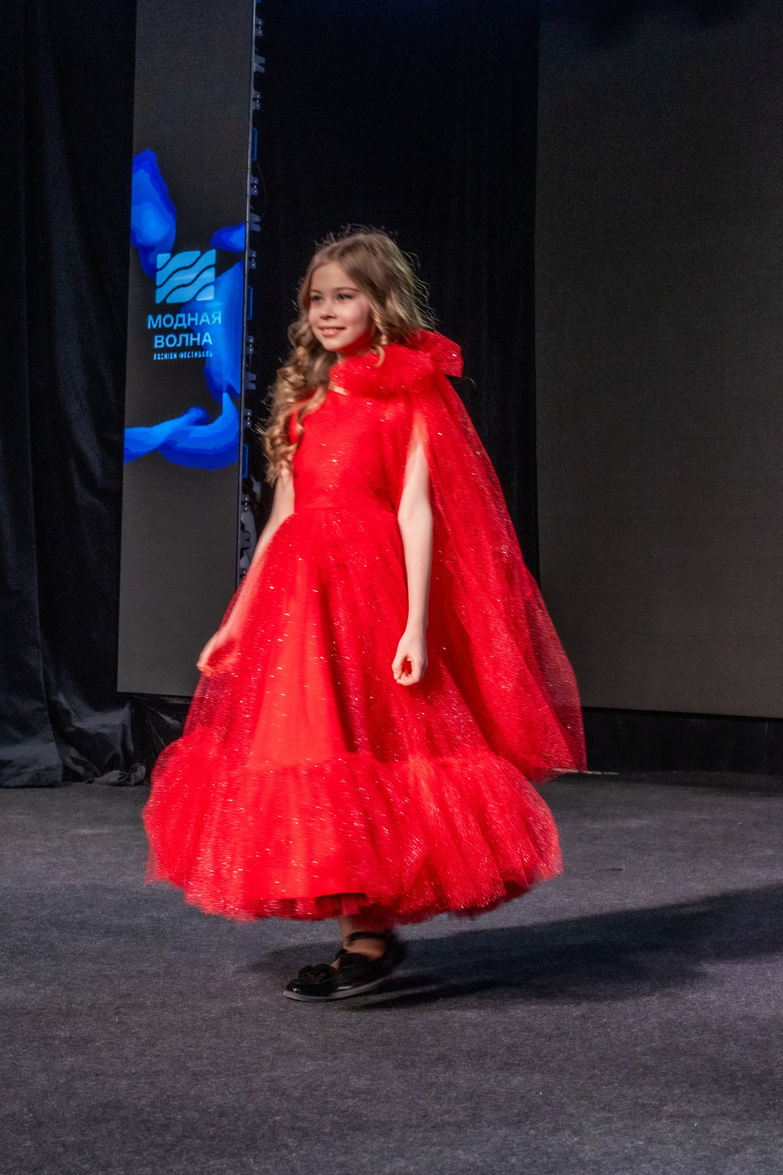 Модный показ Ассоциация дизайнеров FASHION STYLE. Студия фото, видеографии и мультимедийного дизайна в Москве Multi Frame Studio