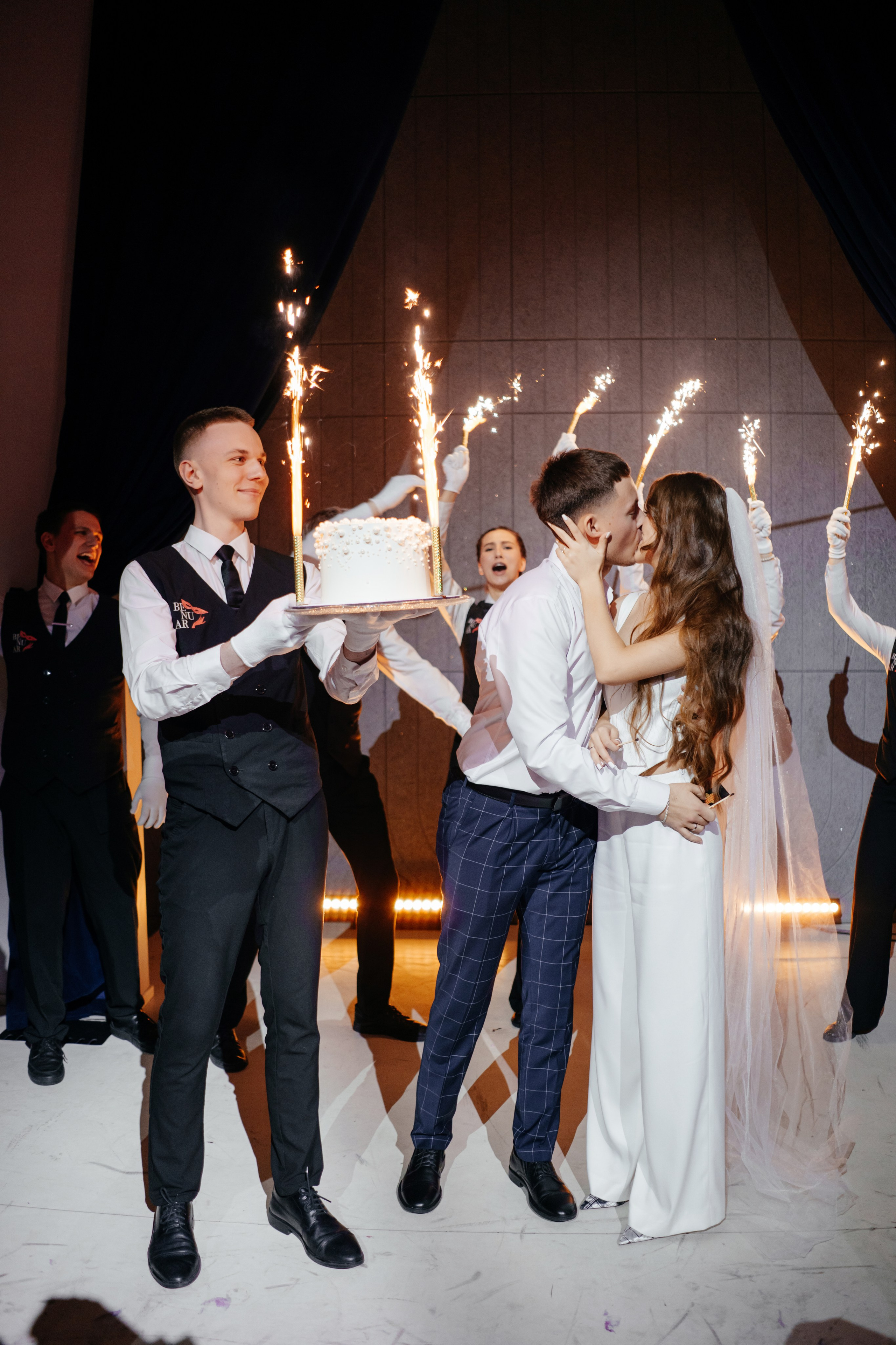 26 января (пятница). BENUAR Restaurant