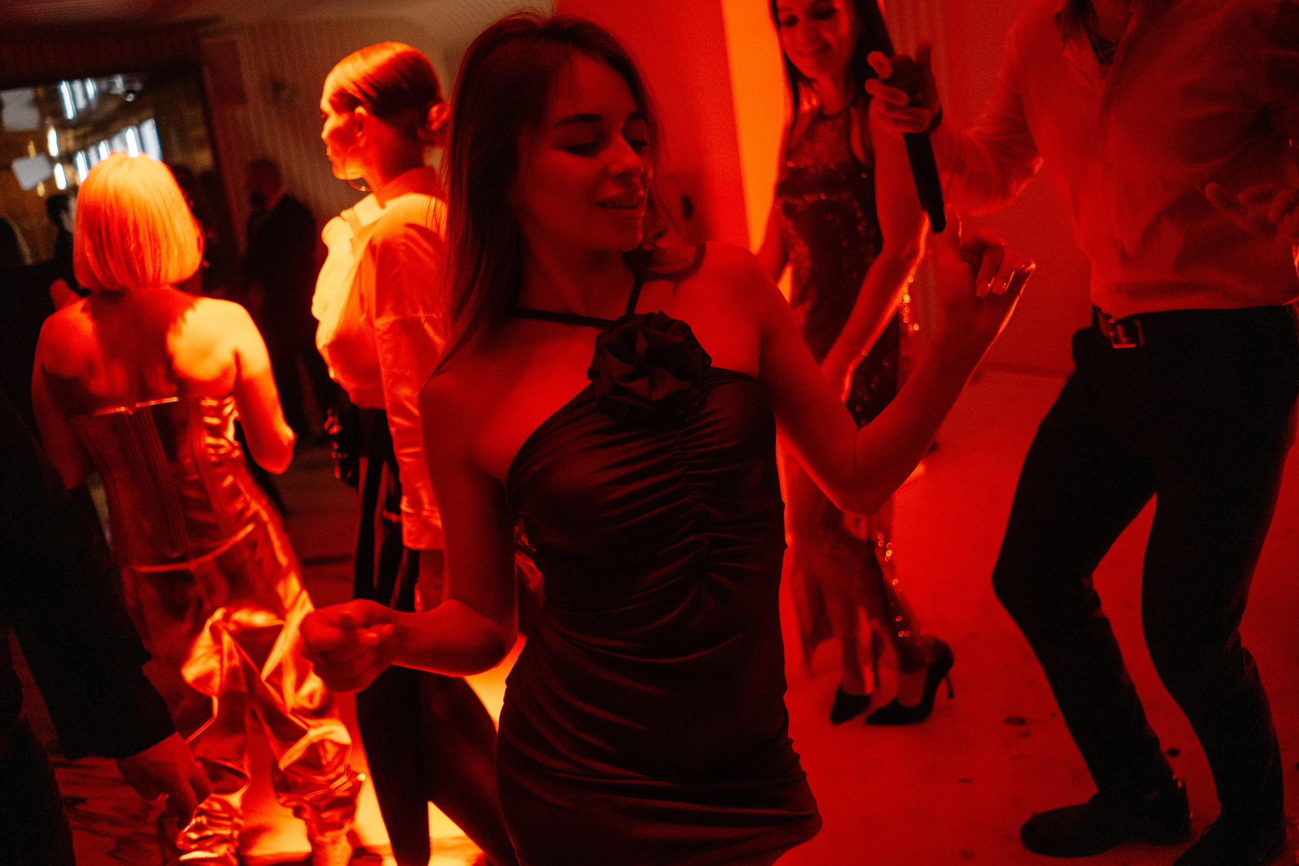 8 марта (пятница). BENUAR Restaurant