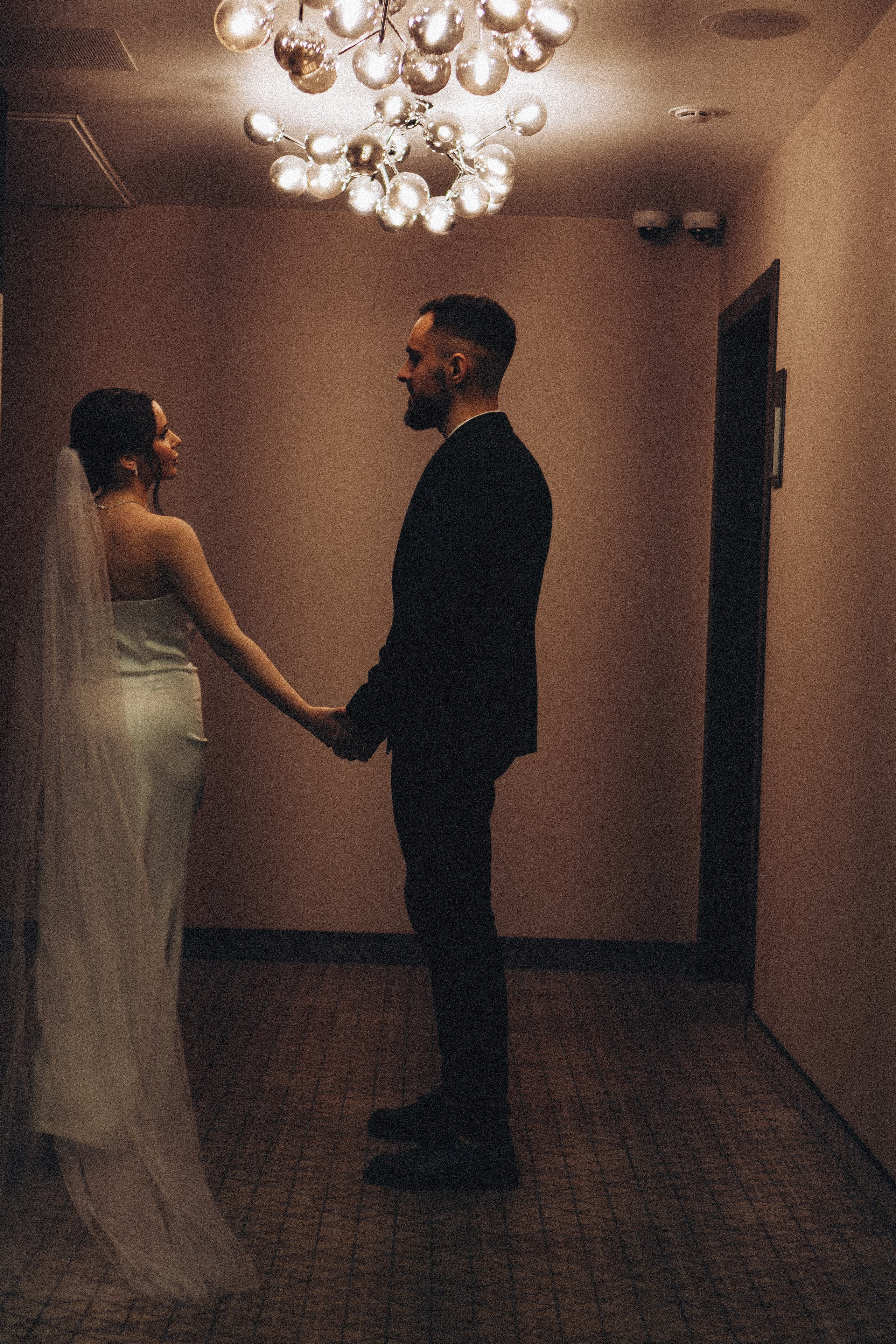 СВАДЕБНАЯ СЬЕМКА СБОРОВ ЖЕНИХА И НЕВЕСТЫ В ОТЕЛЕ И ТАКЖЕ ФОТОСЕССИИЯ В ОТЕЛЕЕ МЕГАПОЛИС БРЯНСК. Профессиональный фотограф, Санкт-Петербург — Виктория Богомолова