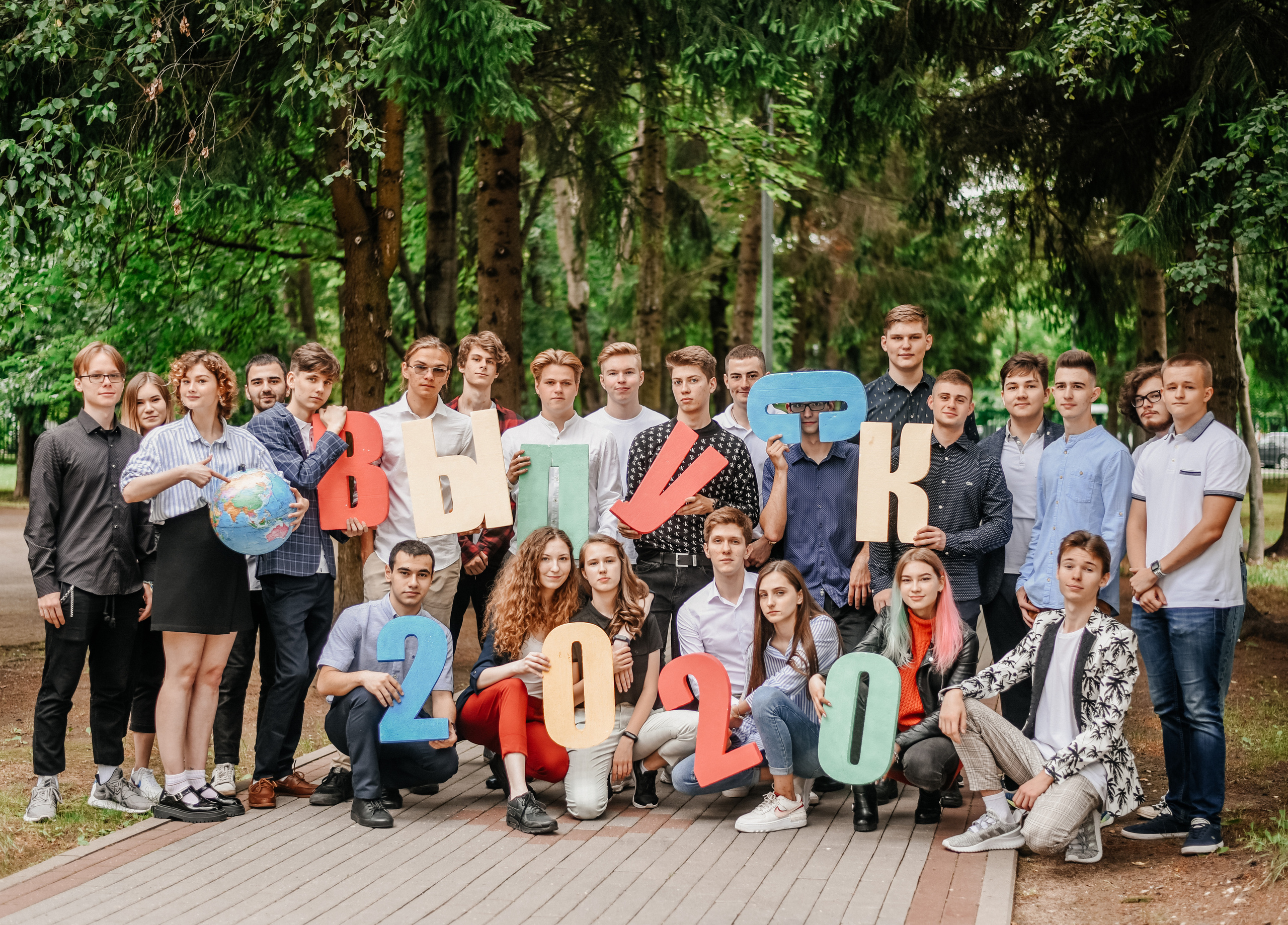 Общие фотографии класса. Выпускные альбомы. Школьный фотограф в Брянске и Москве Алла Жарикова