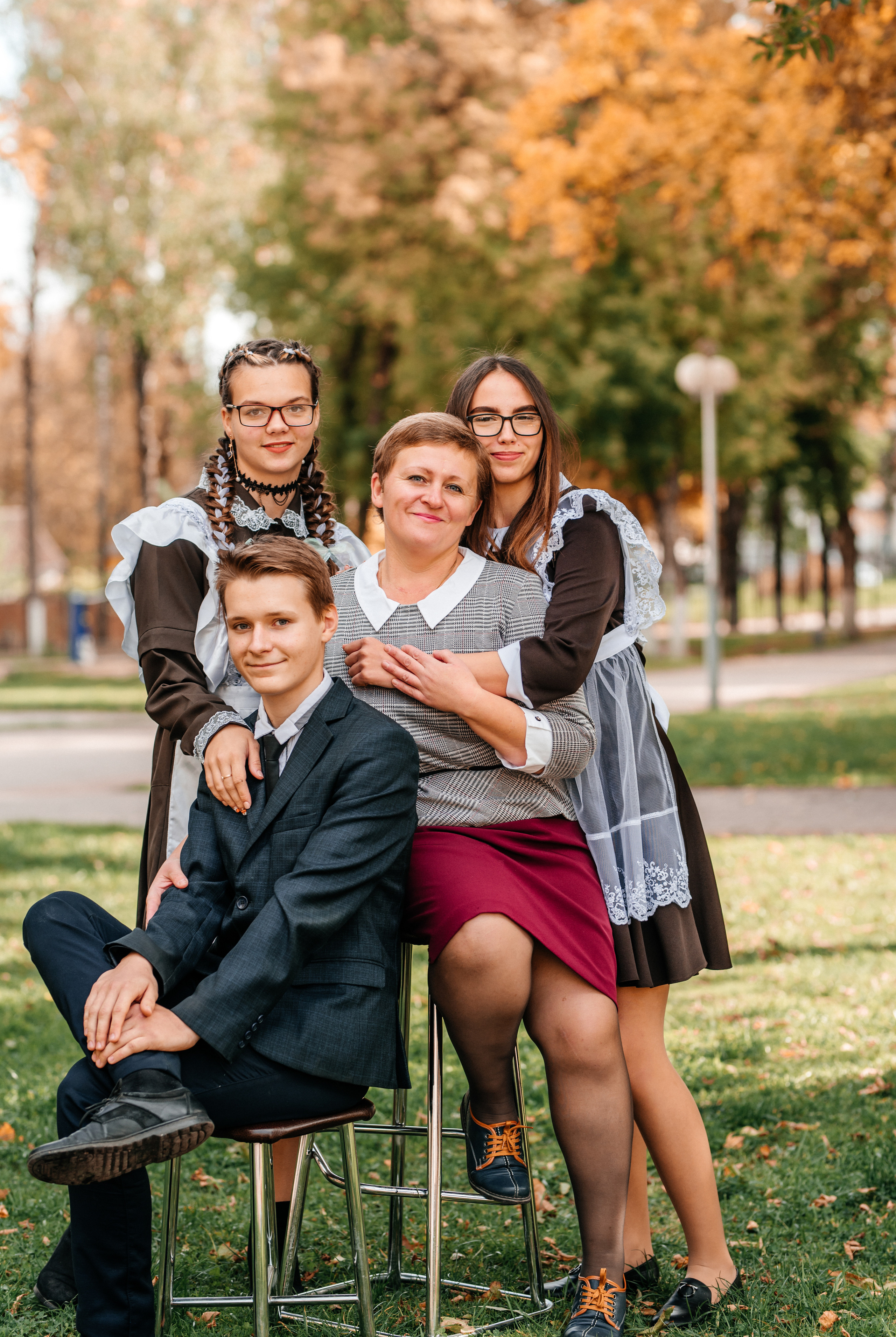 Осенние фотографии для выпускного альбома. Выпускные альбомы. Школьный фотограф в Брянске и Москве Алла Жарикова