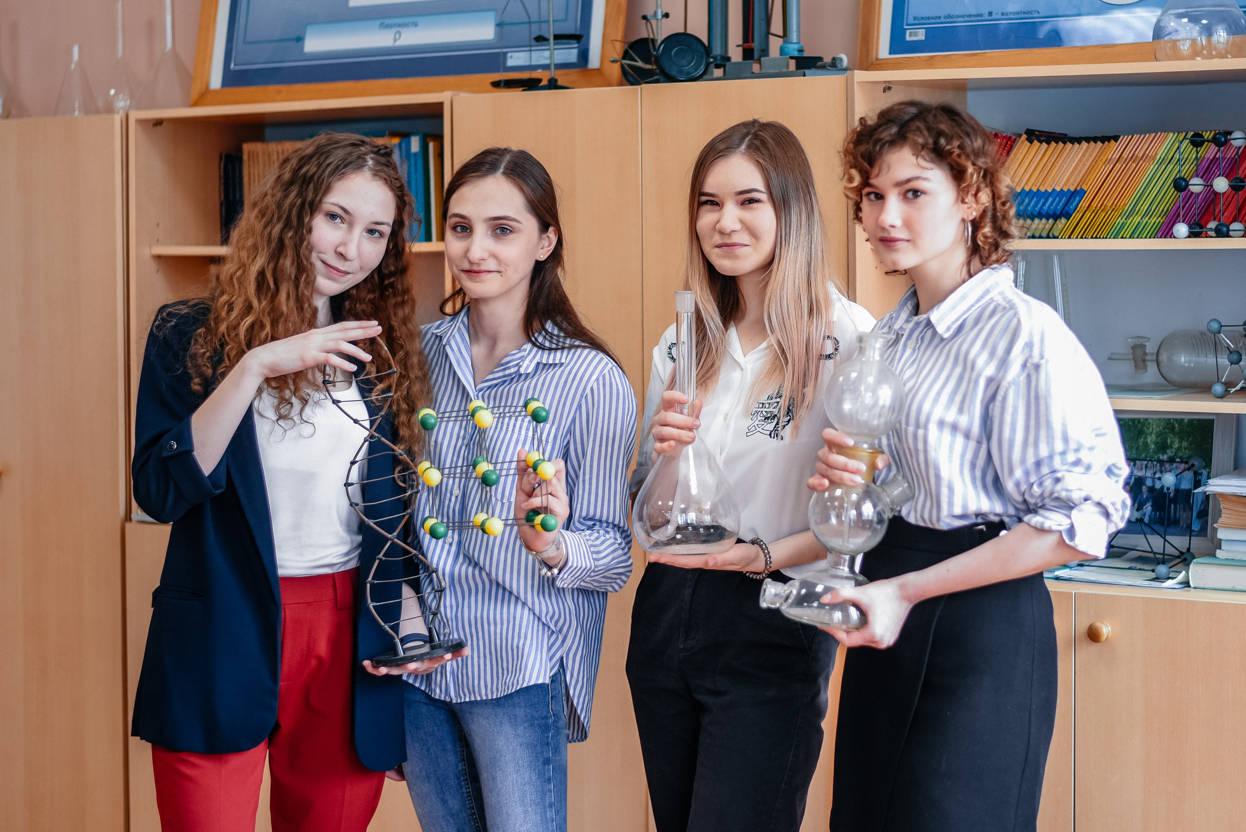 Фотографии со съемки в школе. Выпускные альбомы. Школьный фотограф в Брянске и Москве Алла Жарикова