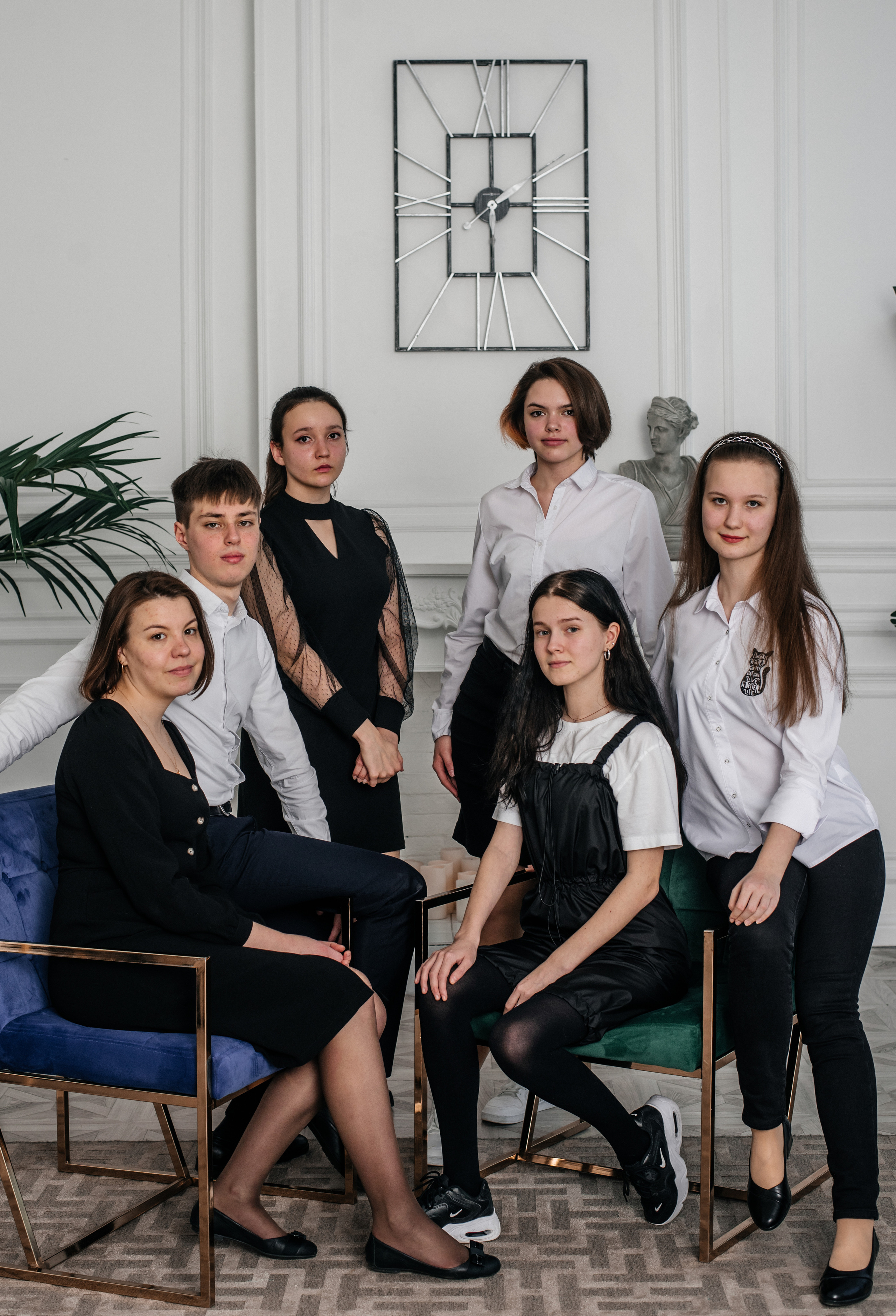 Фотографии со студийной съемки выпускников. Выпускные альбомы. Школьный фотограф в Брянске и Москве Алла Жарикова