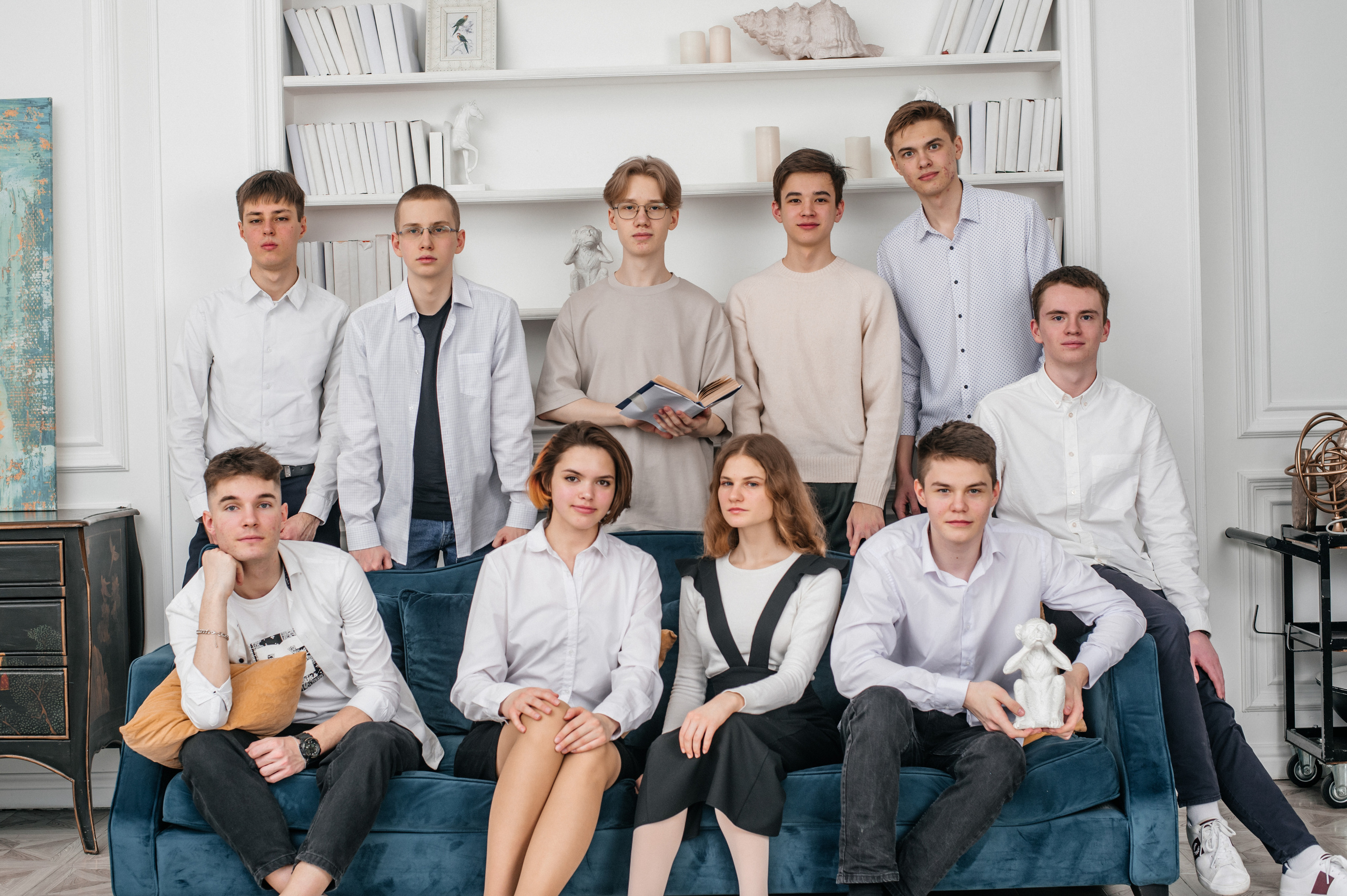 Фотографии со студийной съемки выпускников. Выпускные альбомы. Школьный фотограф в Брянске и Москве Алла Жарикова