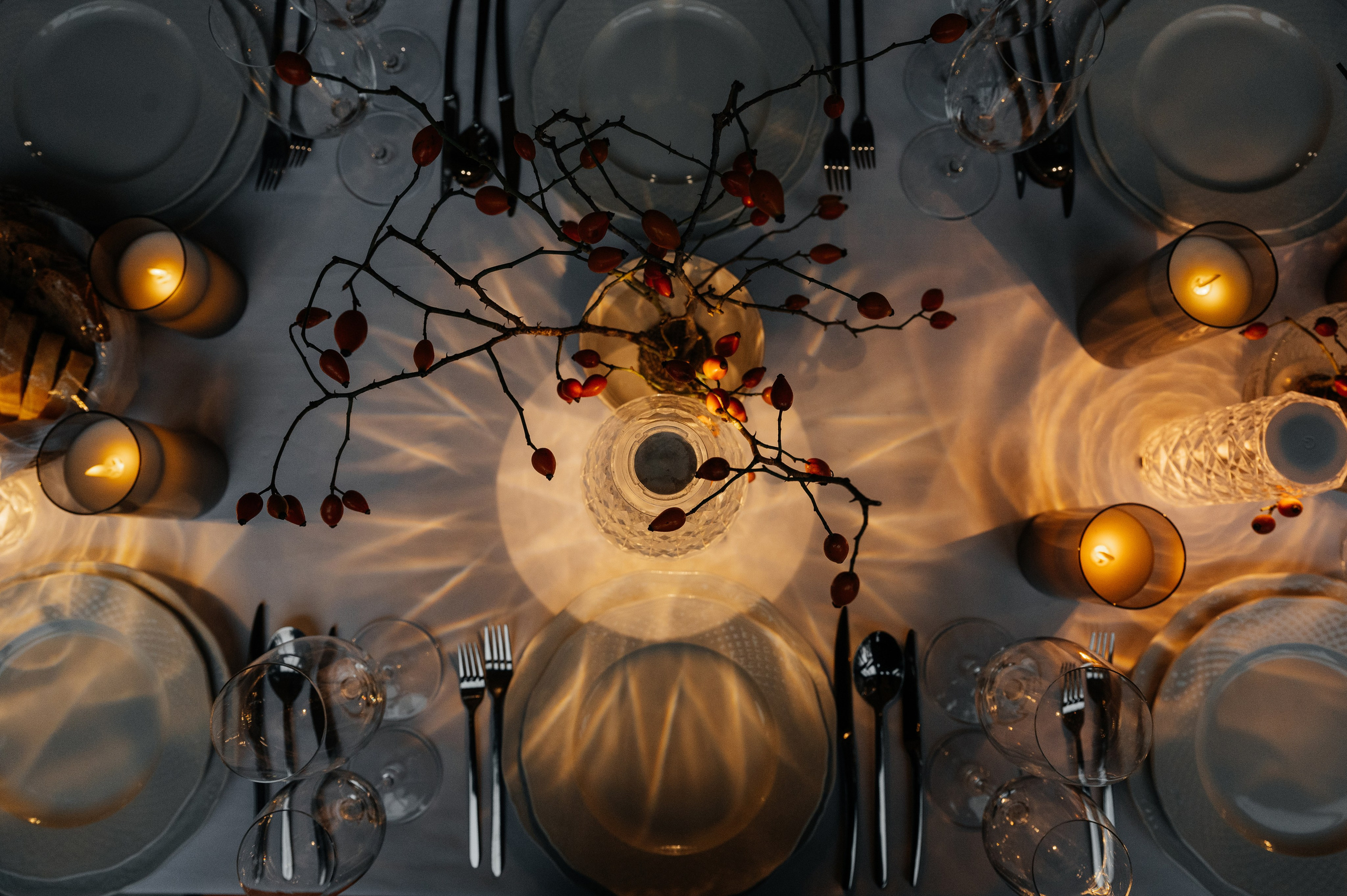 Невероятно атмосферный семейный ужин. Wedding photographer in Moscow and around the world Andrey Medvednikov