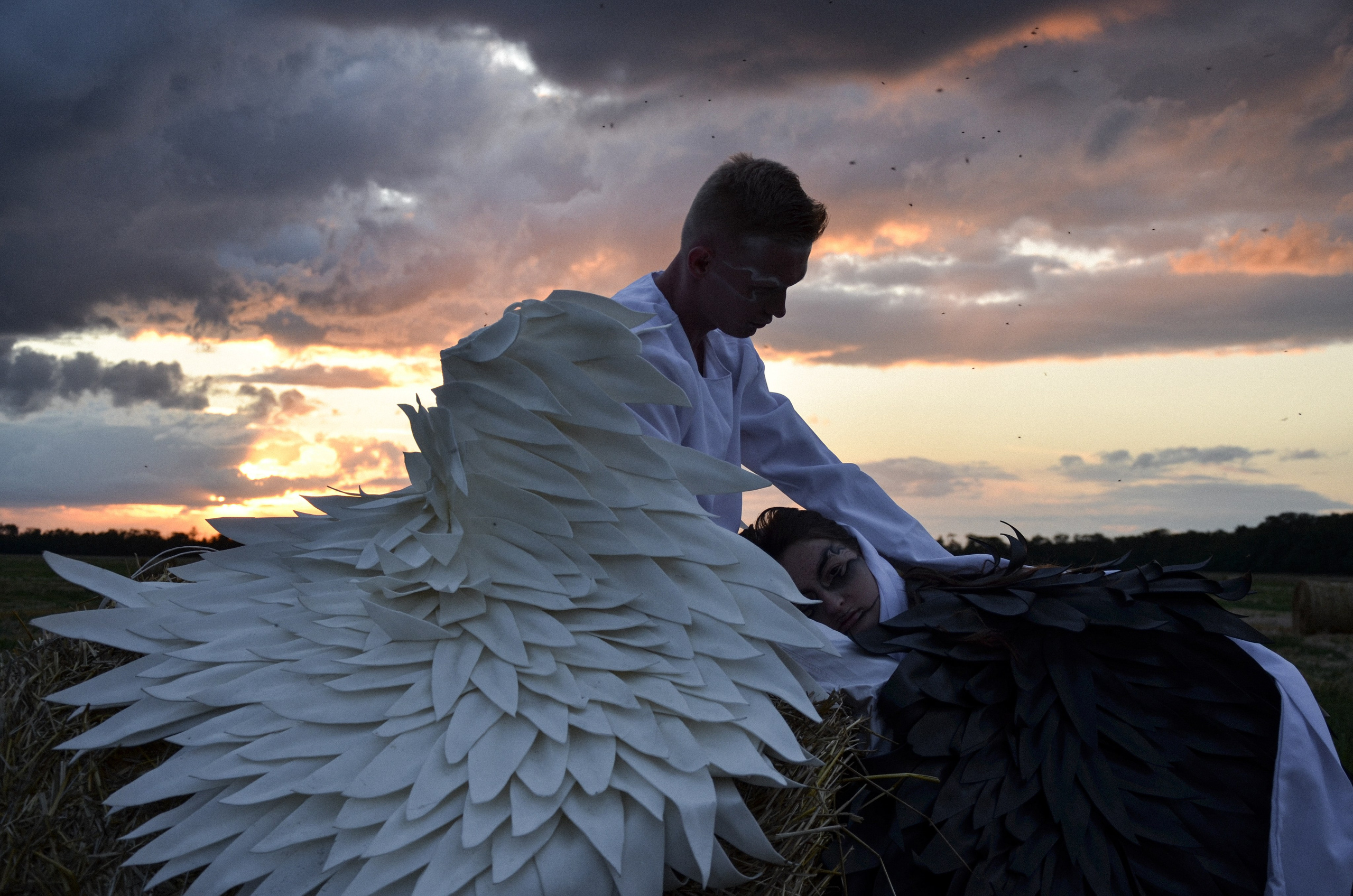 Белое и черное