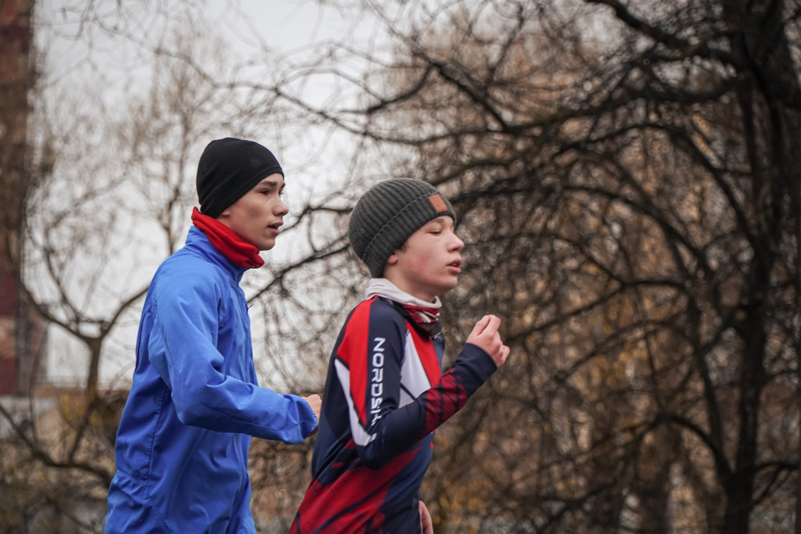 5 вёрст Реутов 16.11.2024. Роман Капилюшов. Бег. Фото. Видео. г. Люберцы