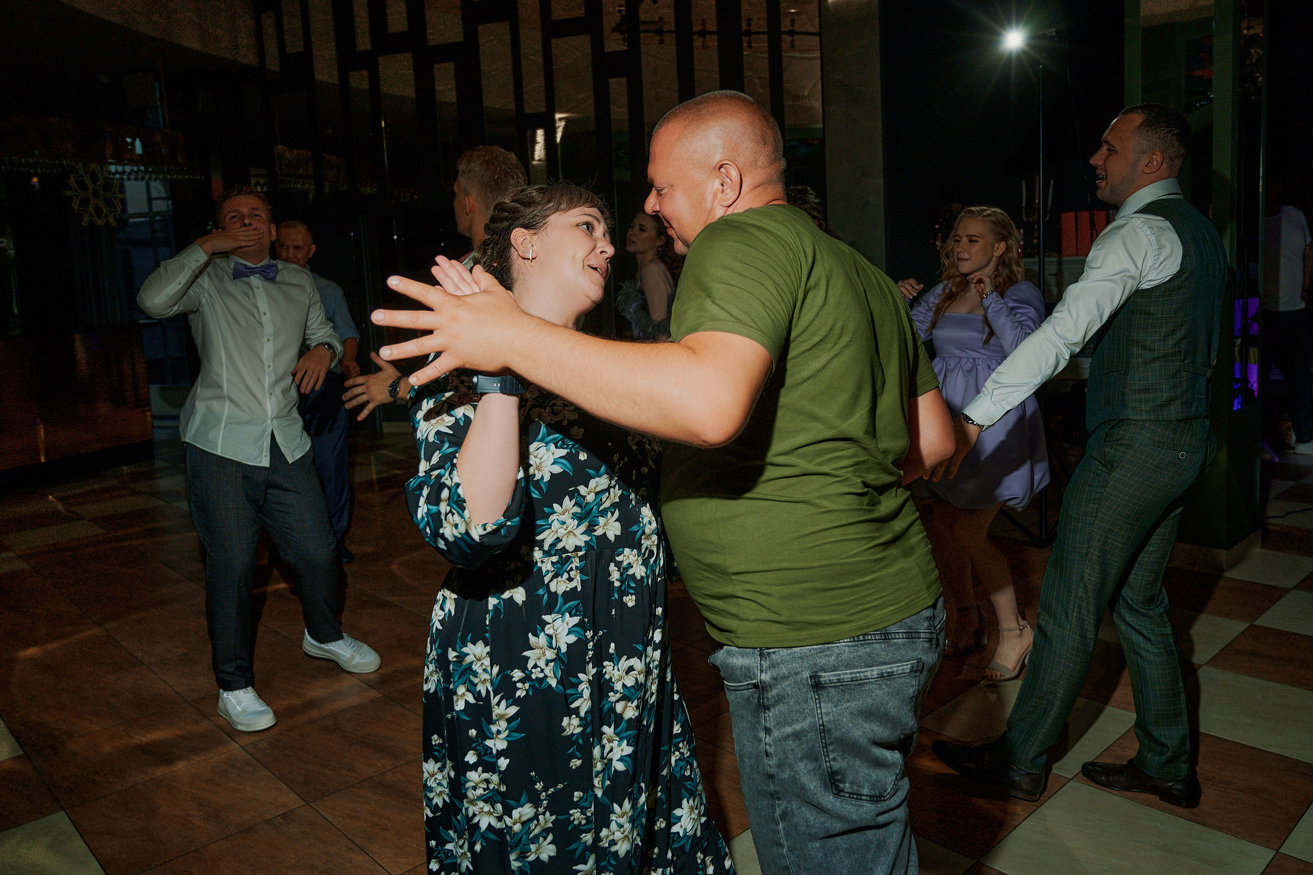 Олег и Лиза. Фото-видеосъемка свадеб Venson Films