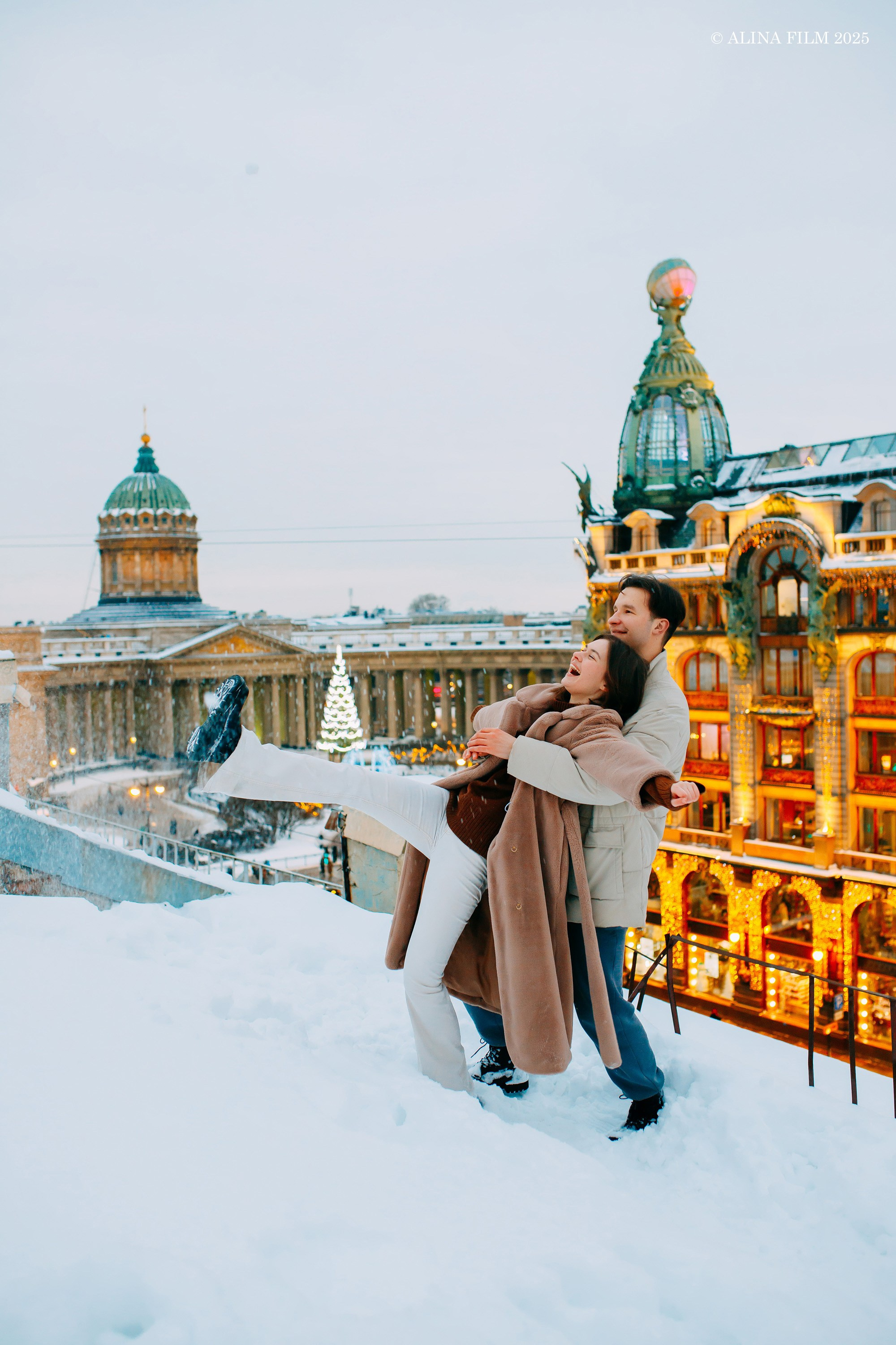 Фотосессия на крыше у Зингера. Фотограф в Санкт-Петербурге Alina Film