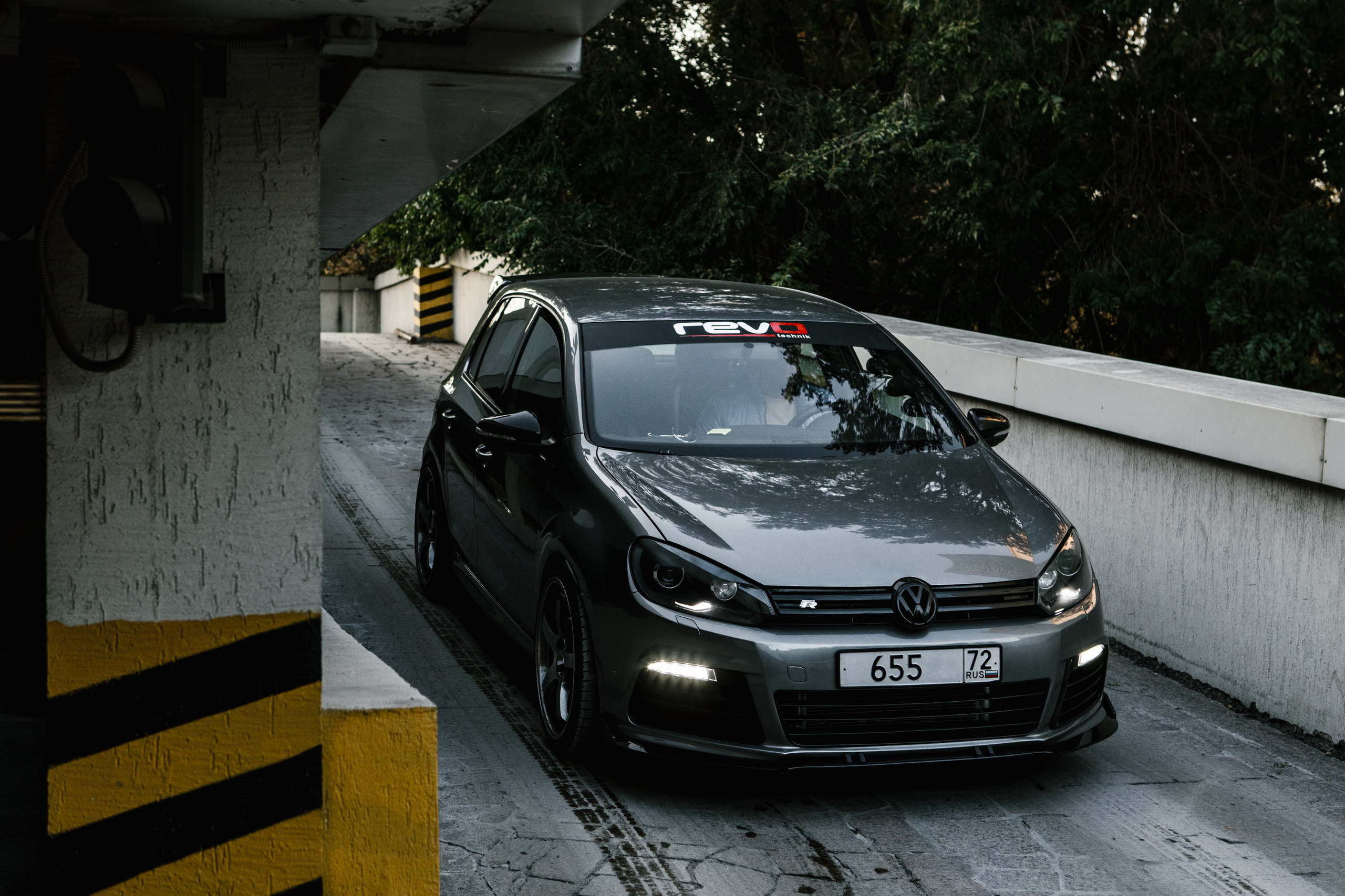 VW Golf R VI. Эстетика Sveta